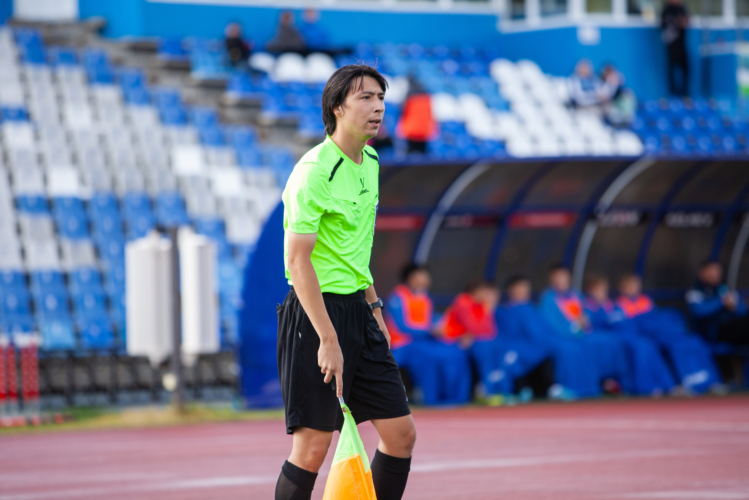 Матч юношеской футбольной лиги между командами СШ «Сахалин» и «СШОР № 1» (Комсомольск-на-Амуре). Кутузов Евгений Фотограф в Южно-Сахалинске