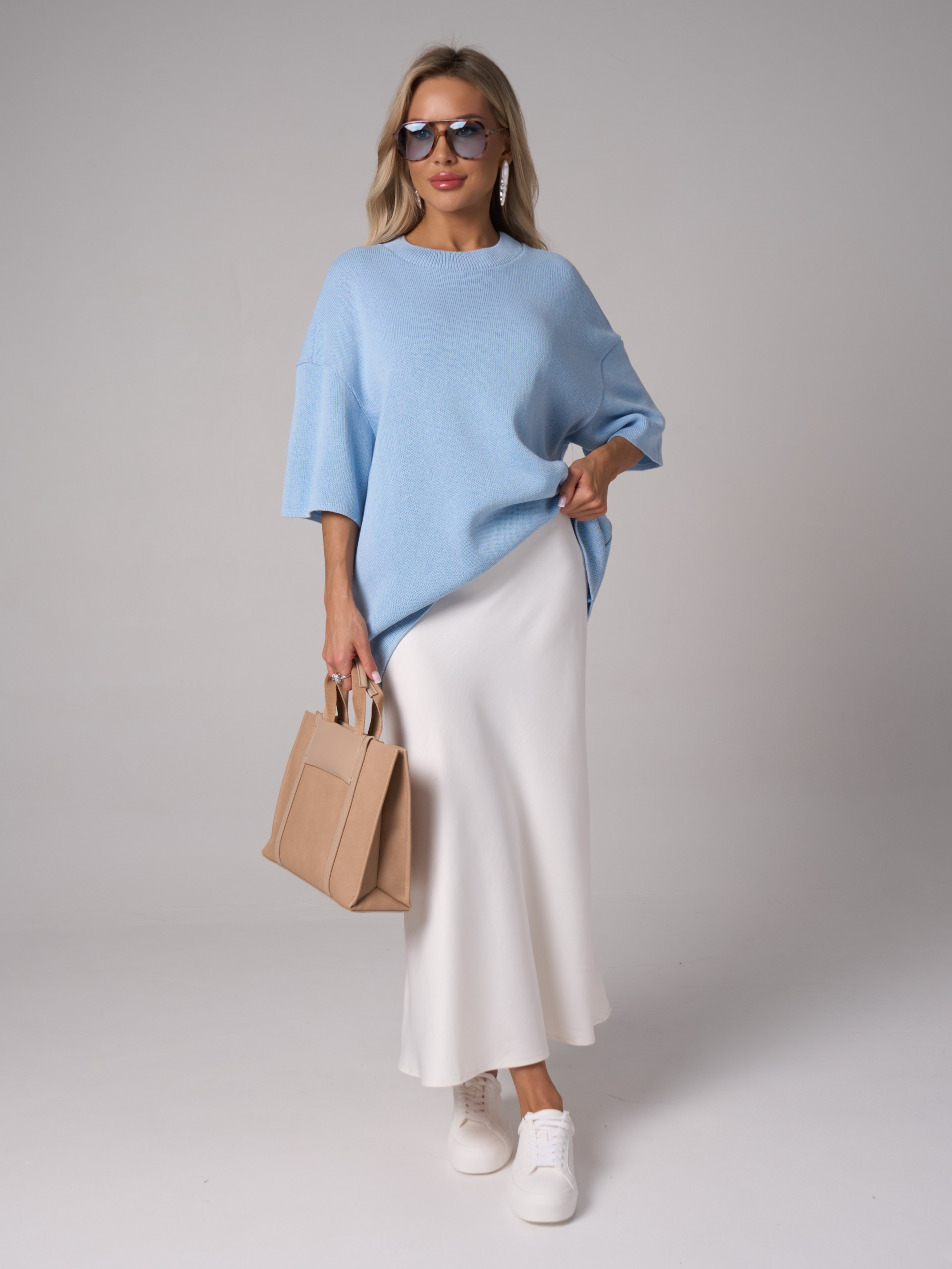 Модели. AI контент и и нейрофото для брендов и маркетплейсов