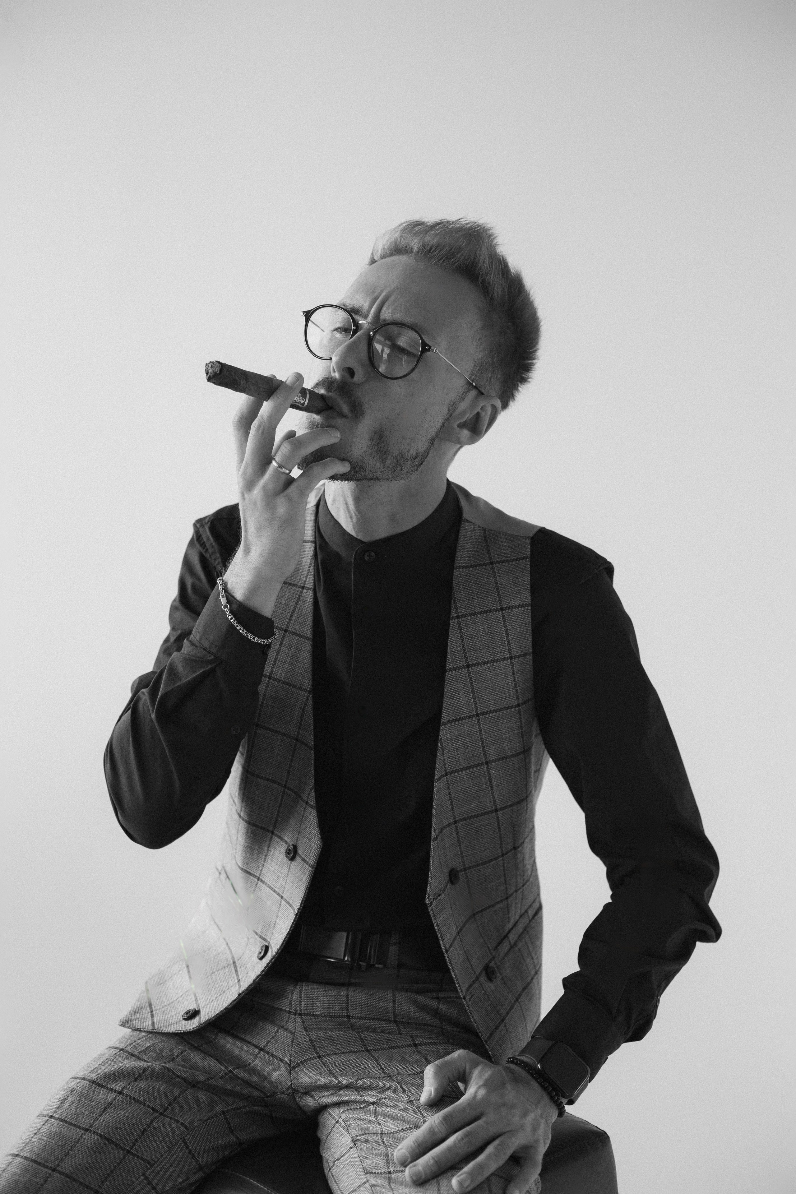 Фотосъёмка для соцсетей в Белгороде. Свадебный и контент фотограф в Белгороде Ярослав Гаврилейченко