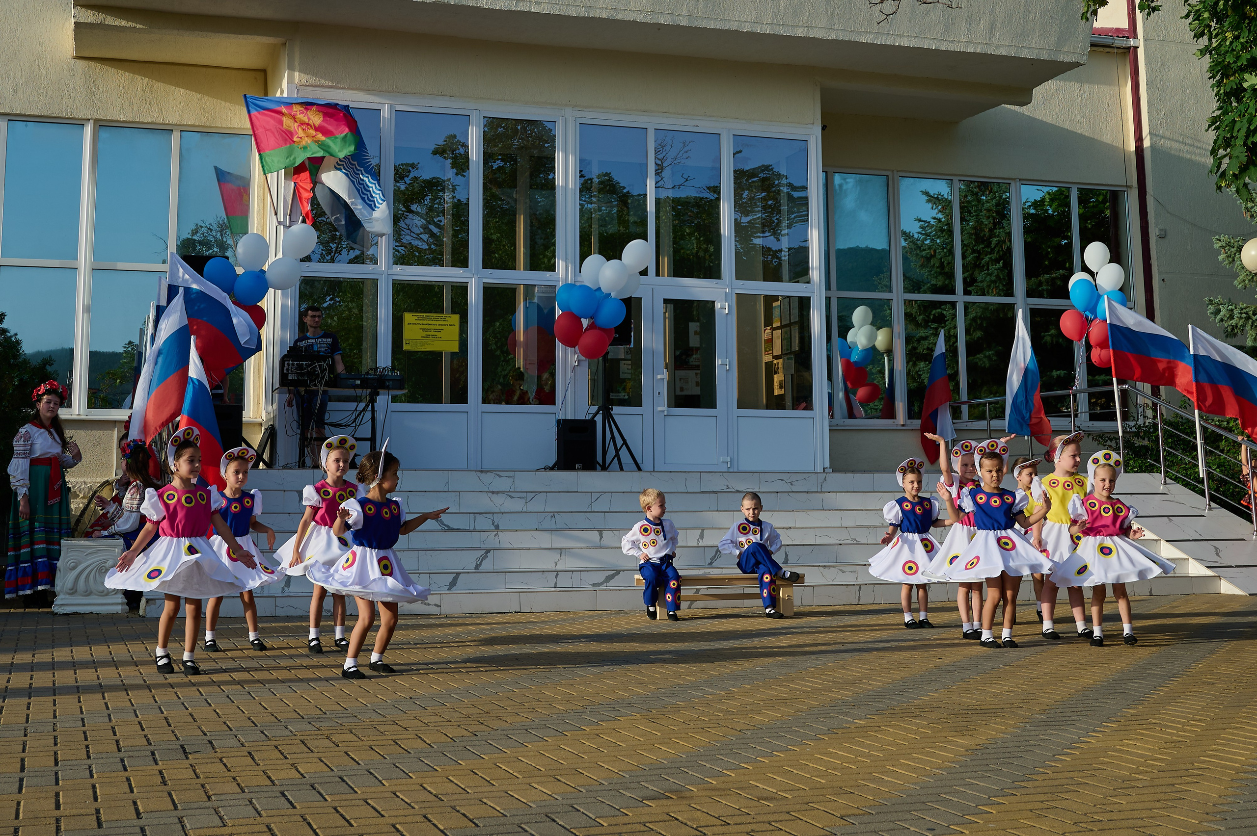 День России. Жизнь курорта Кабардинка в фотографиях
