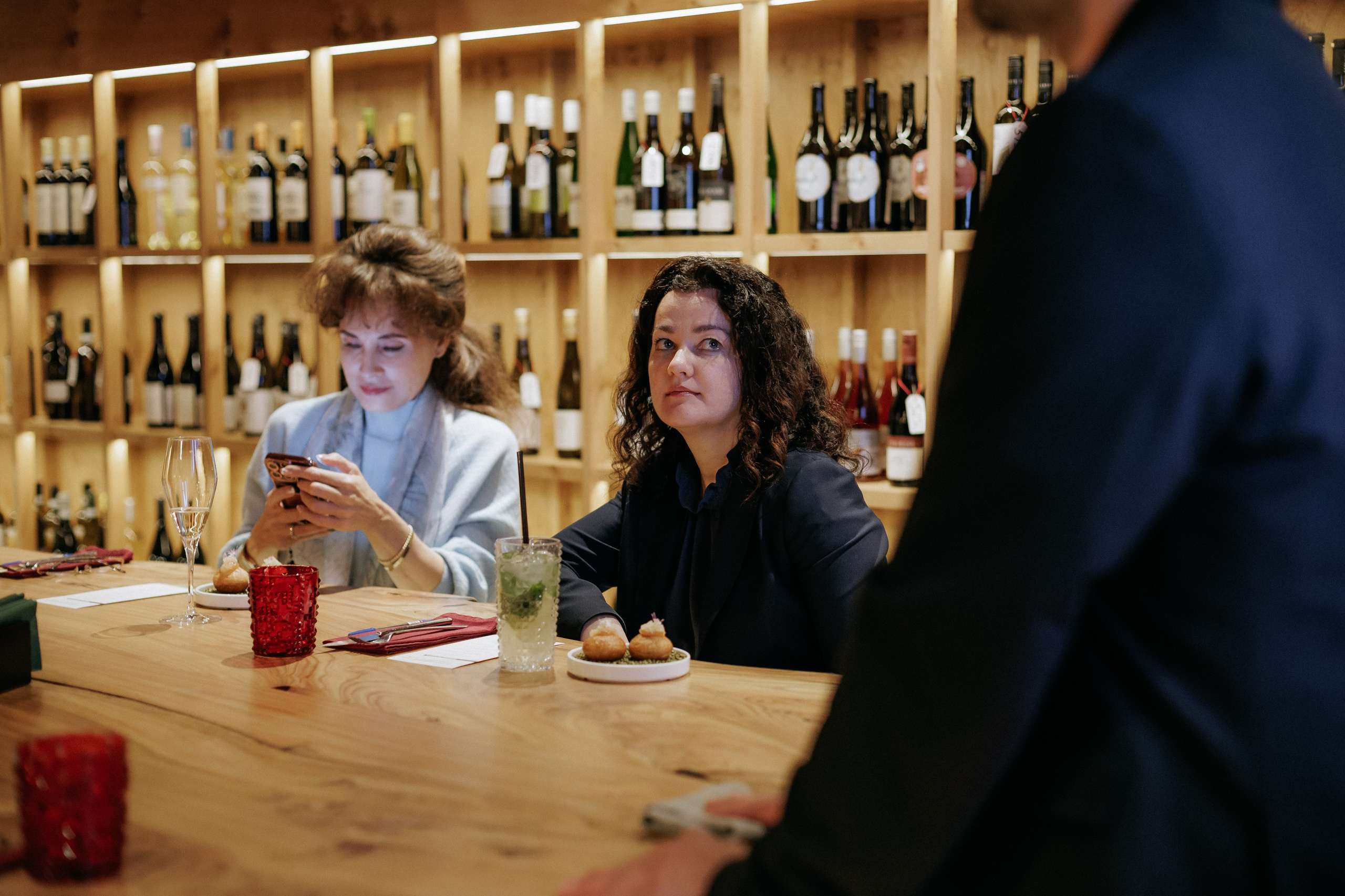 MAIN WINE x DPTRADE. СВОИ. ФОТООТЧЕТЫ-СОБЫТИЯ-МЕСТА