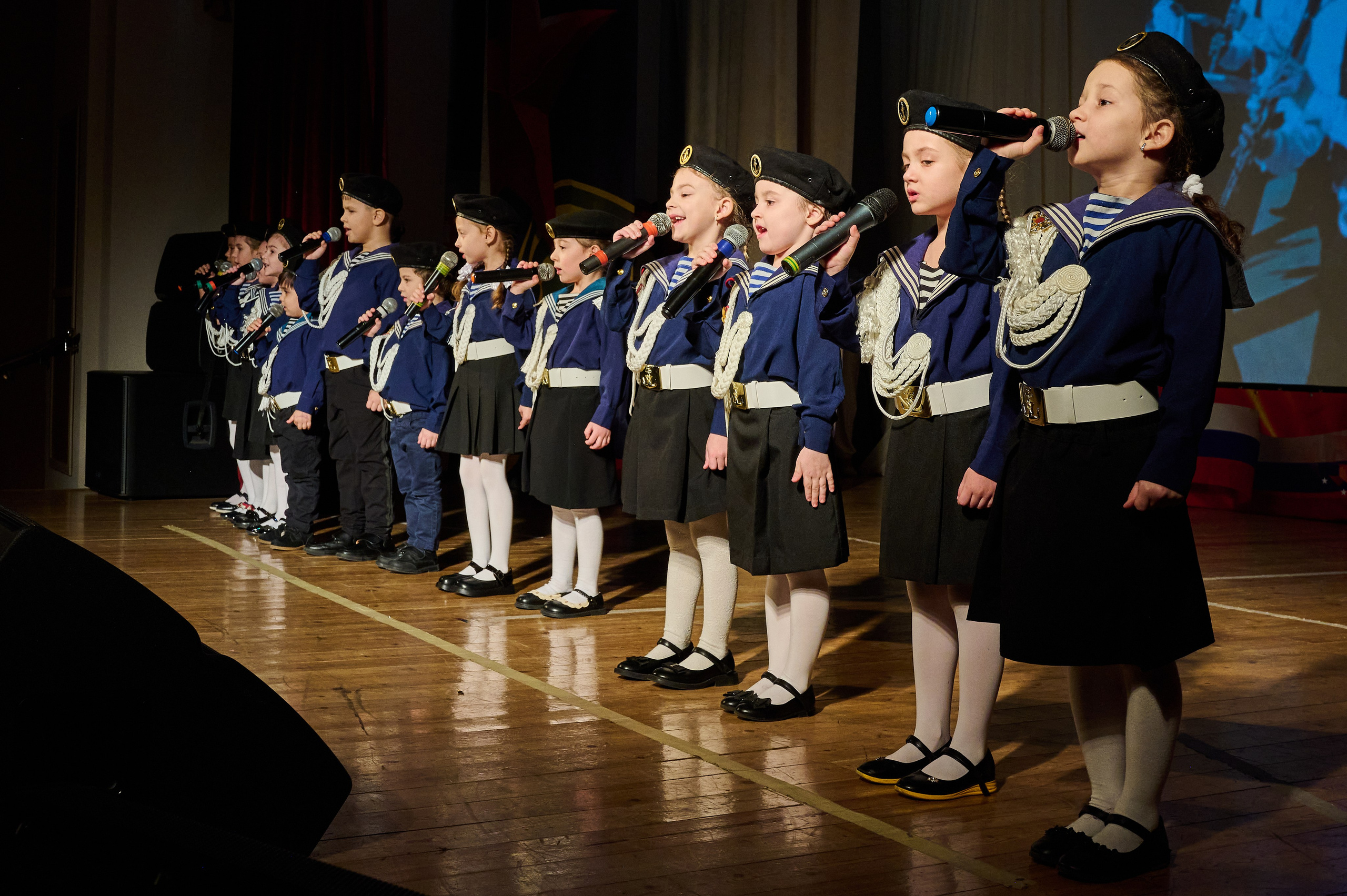 23 февраля ДК Кабардинка. Жизнь курорта Кабардинка в фотографиях