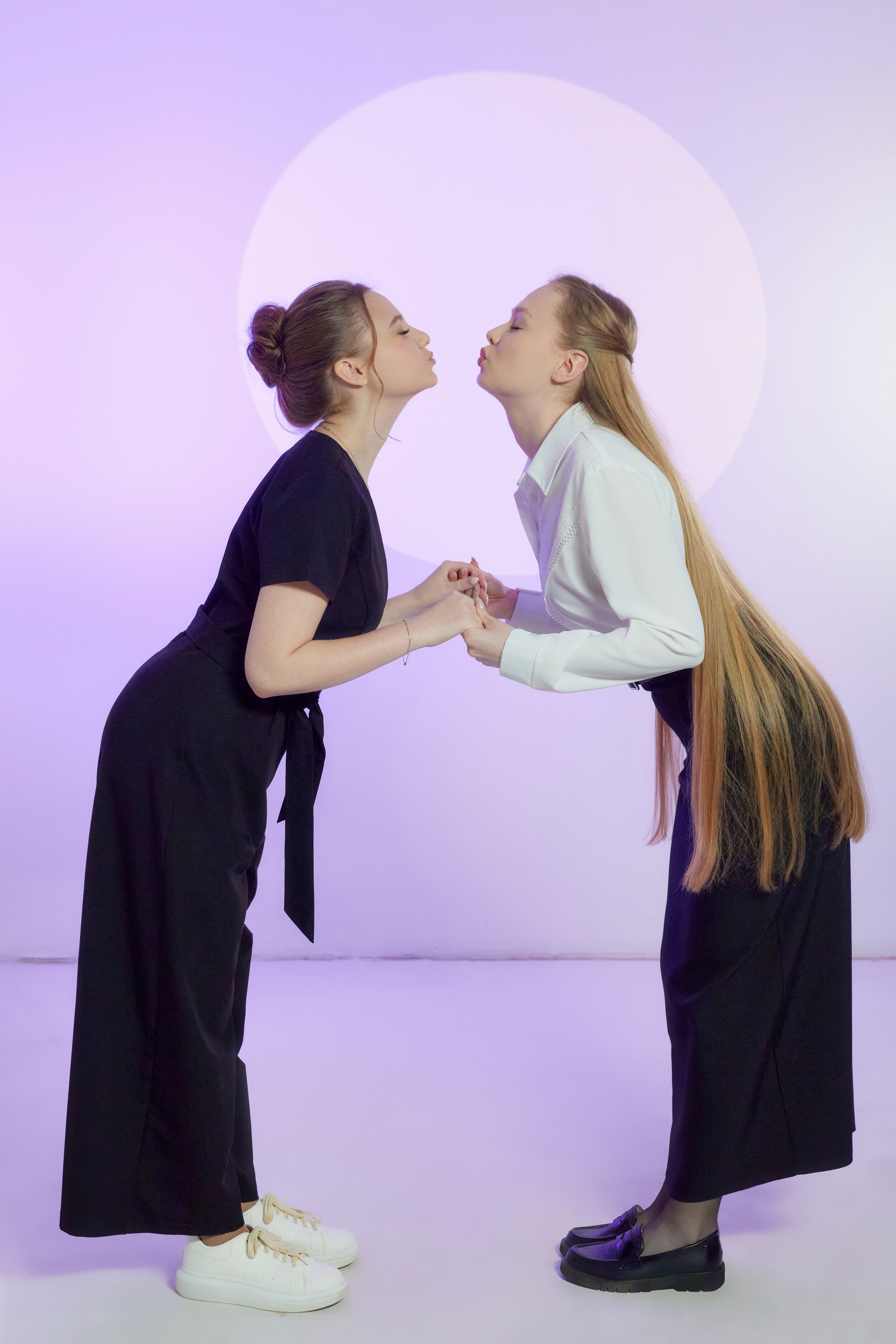 Альбом на окончание школы 9 и 11 класс «Симфония». Выпускные альбомы в Тюмени для школ, садов, вузов спортивных секций