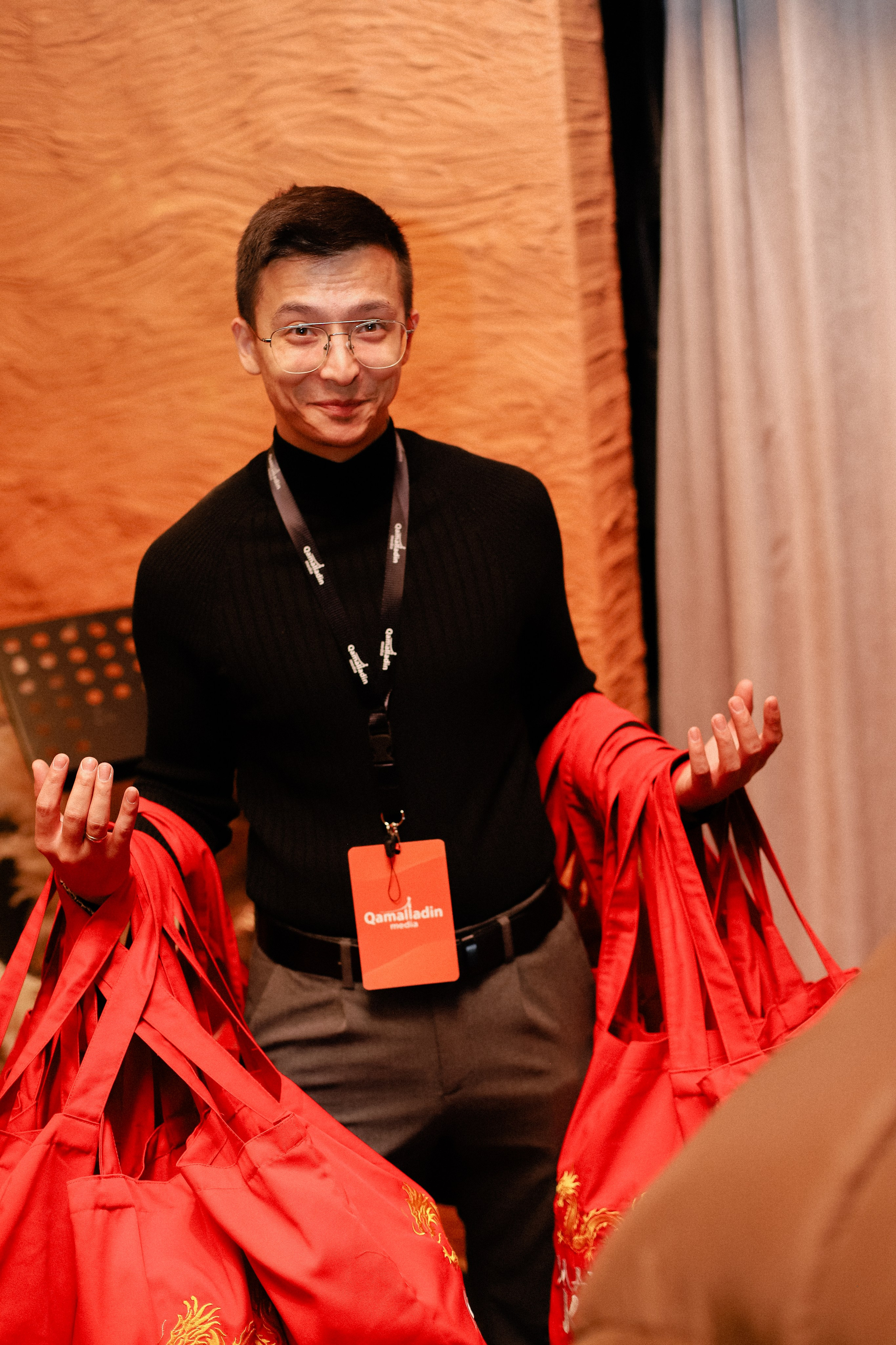 Корпоратив QM | 5.12. Фотограф в Алматы и Москве Даша Пушкина