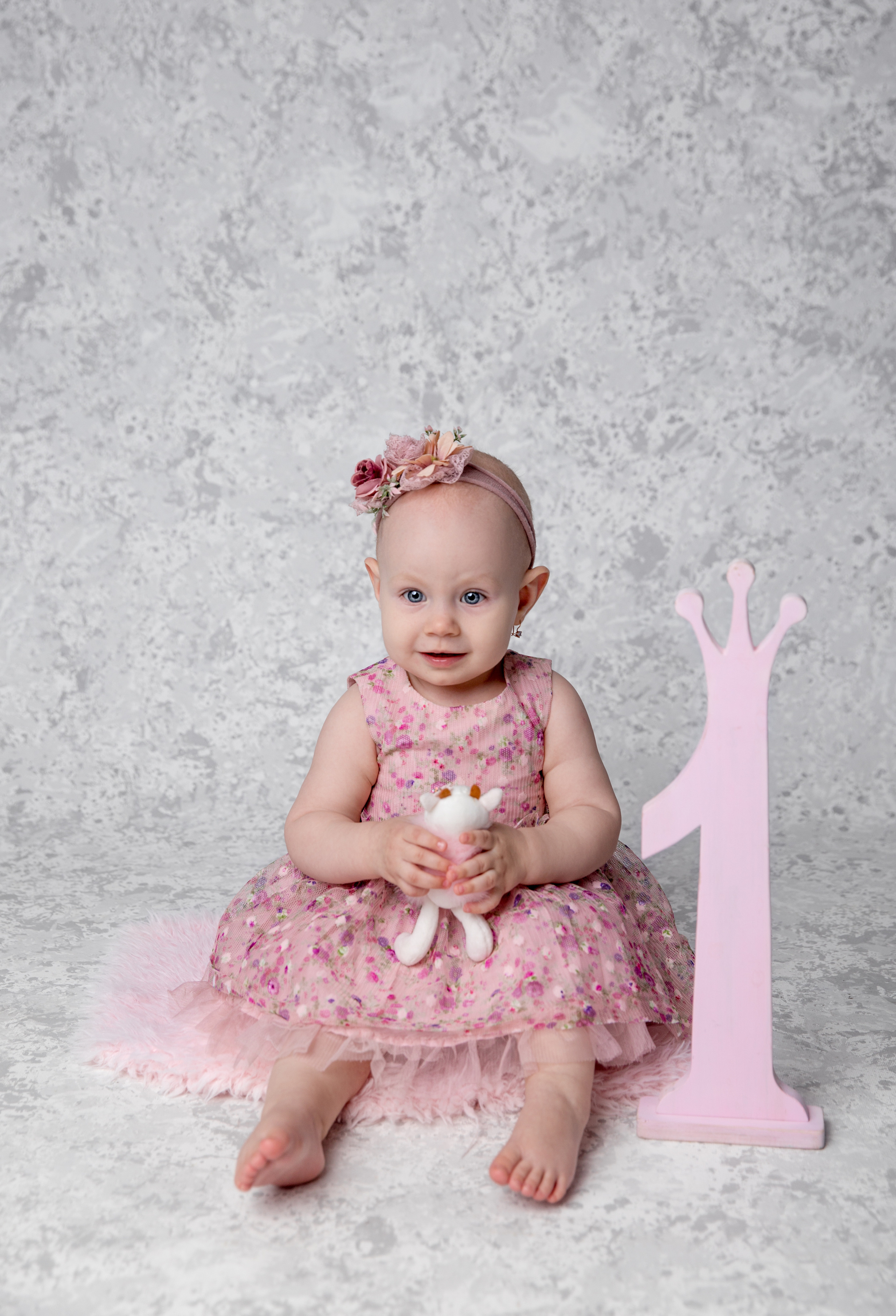 Фотосессия ГОДОВАСИЕ. Фотограф новорожденных, детей до года и беременных в Симферополе