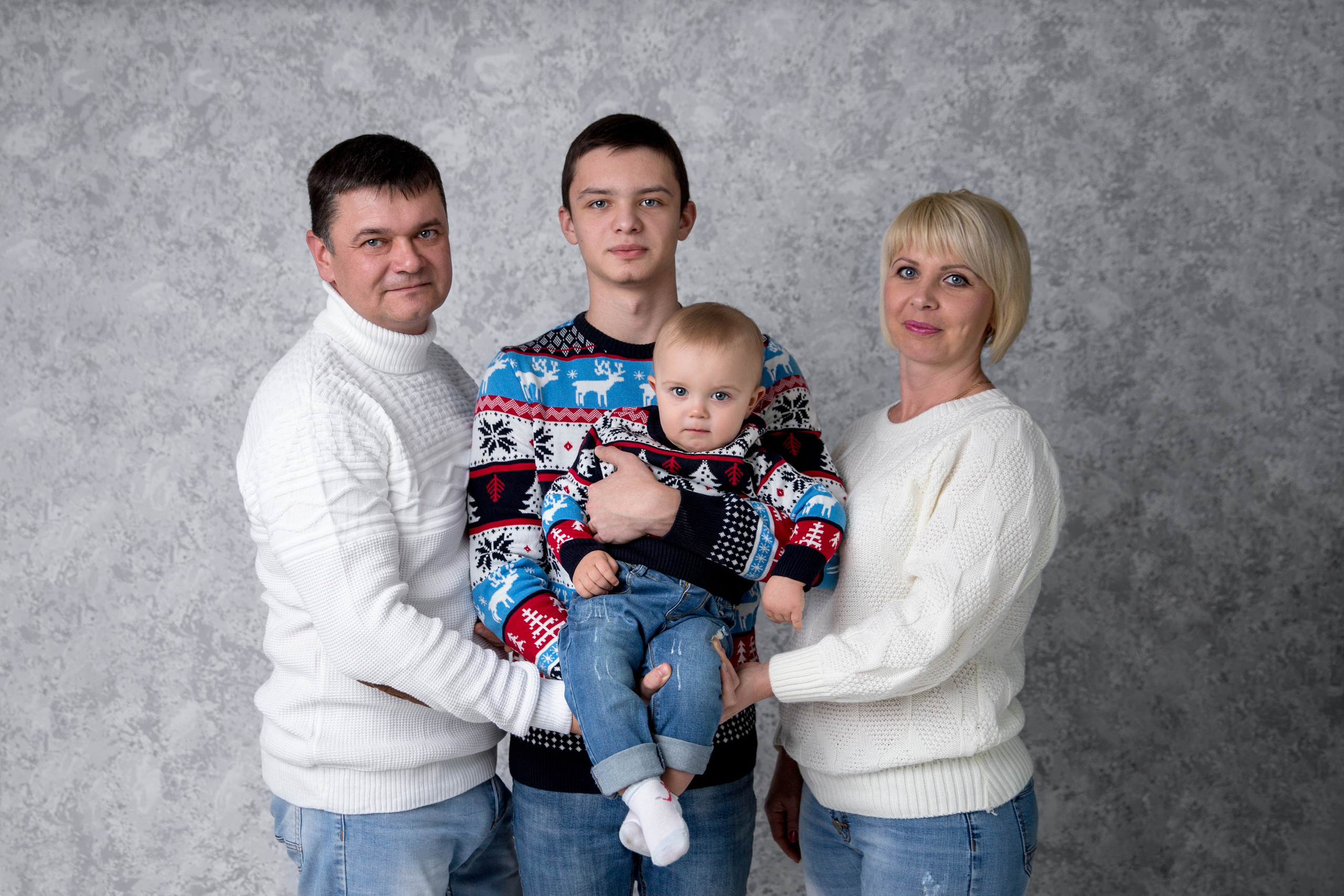 Фотосессия ГОДОВАСИЕ. Фотограф новорожденных, детей до года и беременных в Симферополе