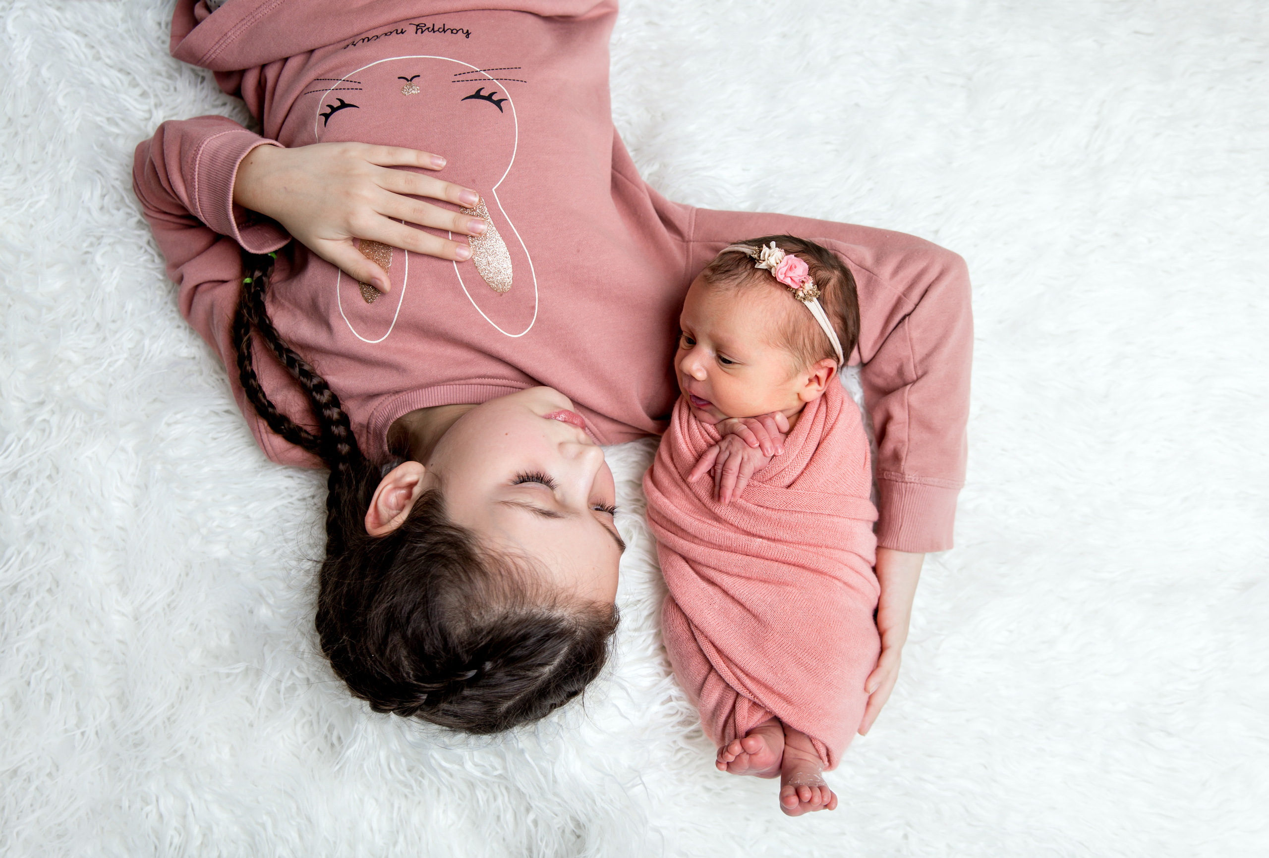 Фотосессия новорожденного (newborn). Фотограф новорожденных, детей до года и беременных в Симферополе
