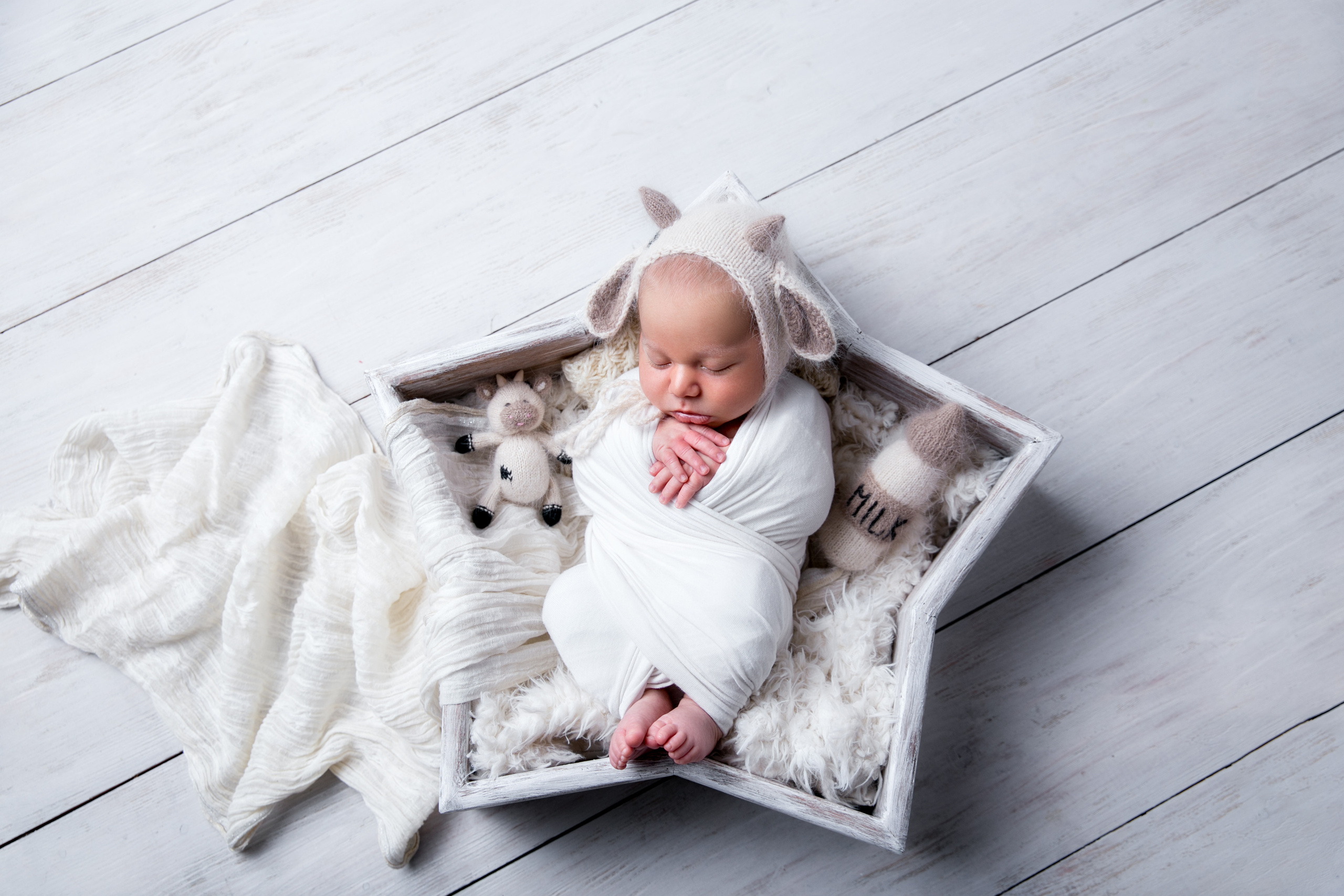 Фотосессия новорожденного (newborn). Фотограф новорожденных, детей до года и беременных в Симферополе