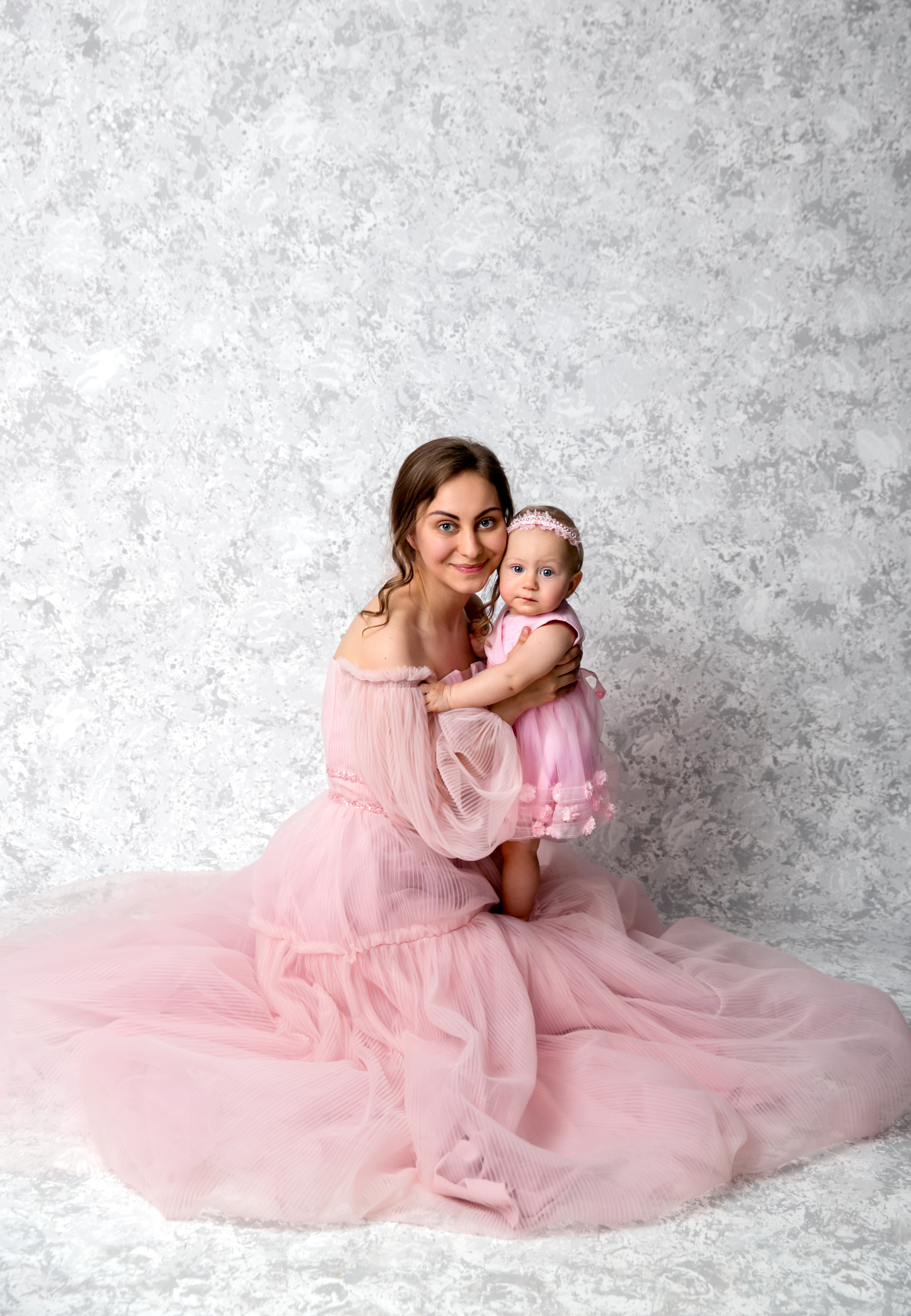 Фотосессия ГОДОВАСИЕ. Фотограф новорожденных, детей до года и беременных в Симферополе