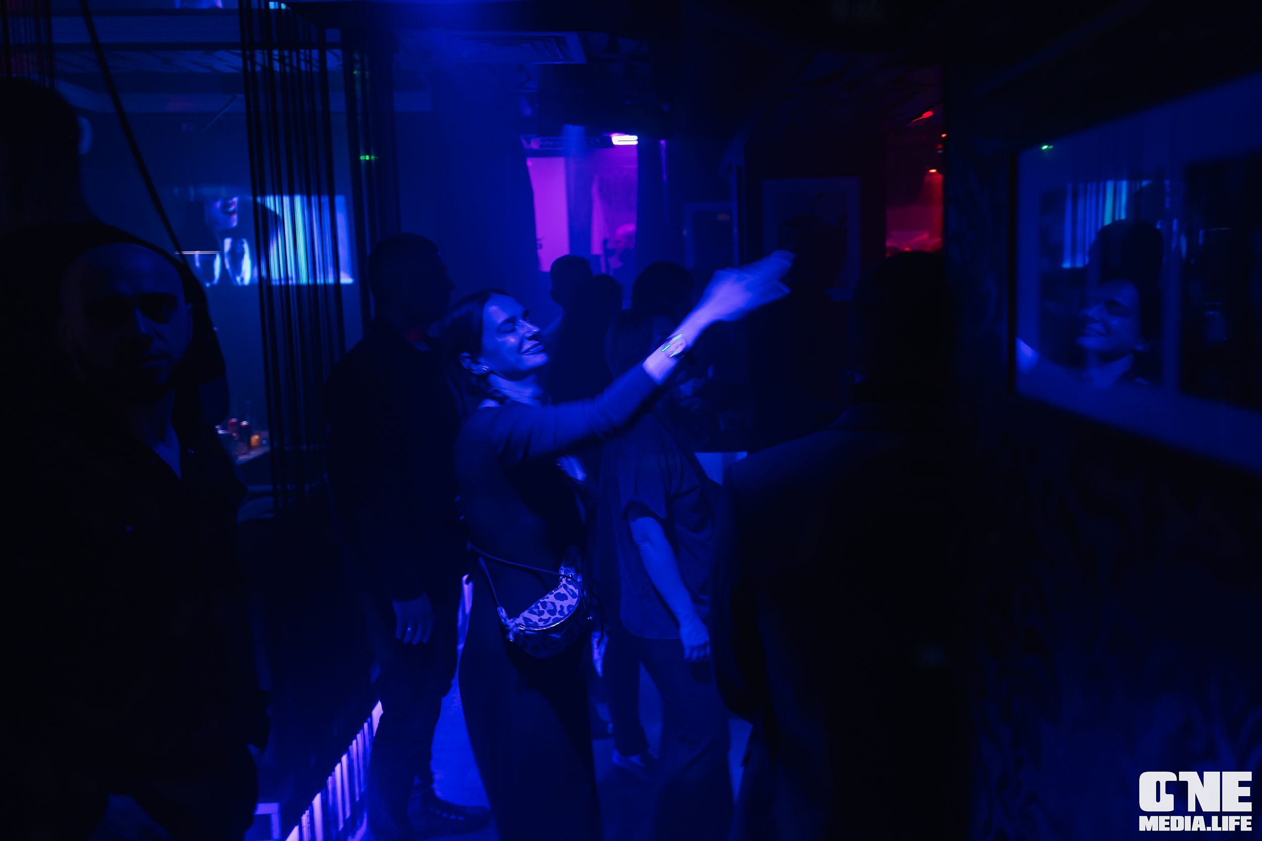 Репортаж с субботней тусовки в Nisha. One Media Life: фоторепортажи, фотоотчеты с мероприятий и заведений
