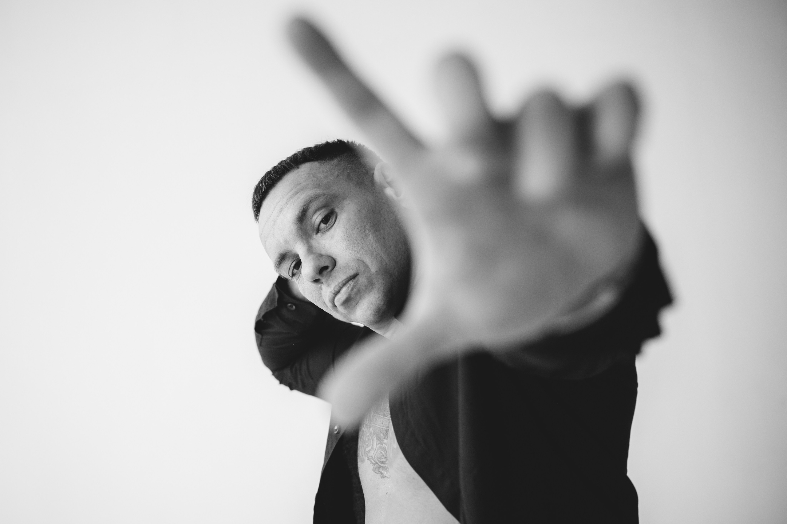 Фотосессия для мужчины в студии