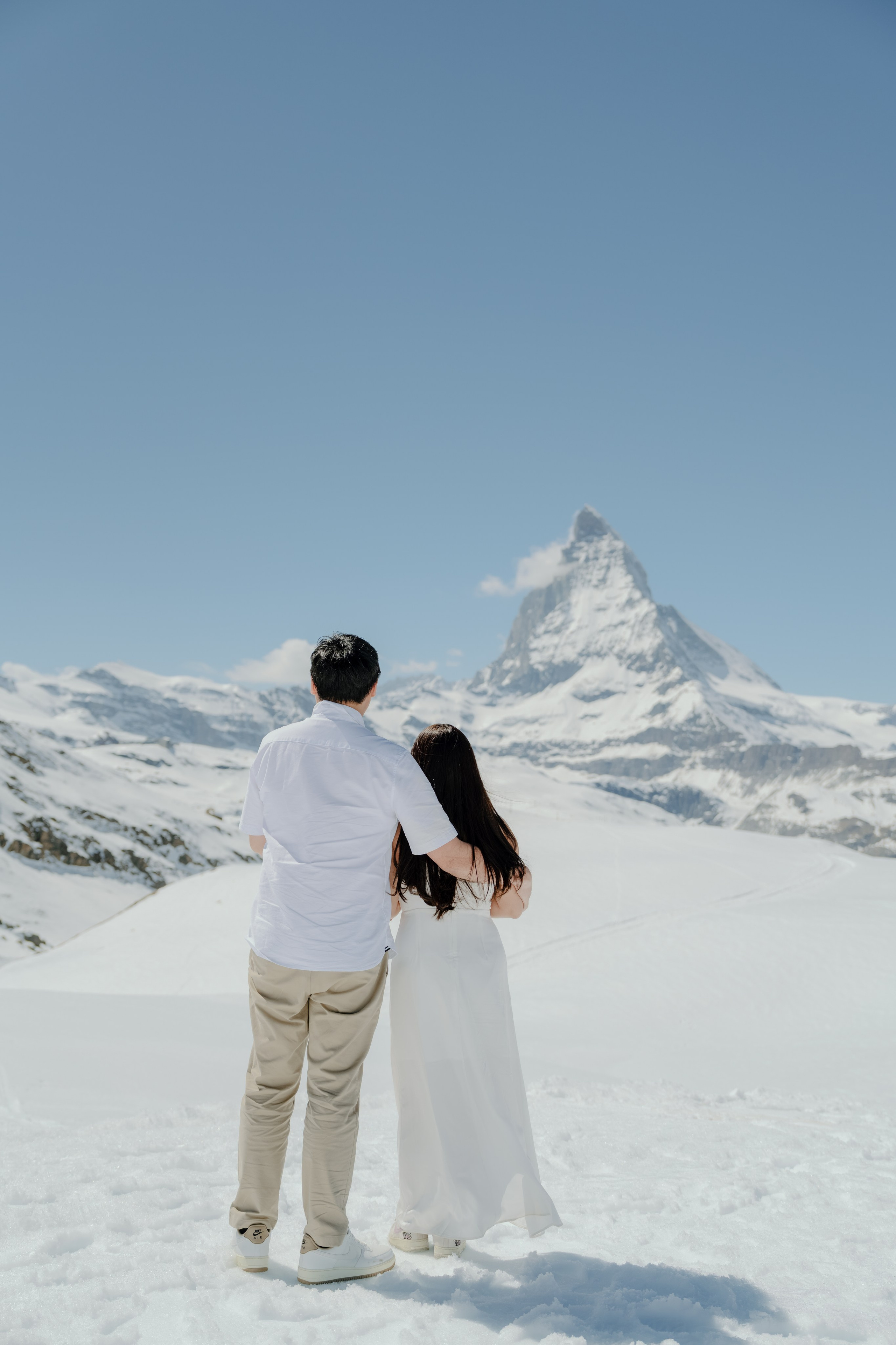 Wedding Photography elopement in Switzerland Europe. Professional Wedding Photographer Geneva & Romande Switzerland | Tanya Creator