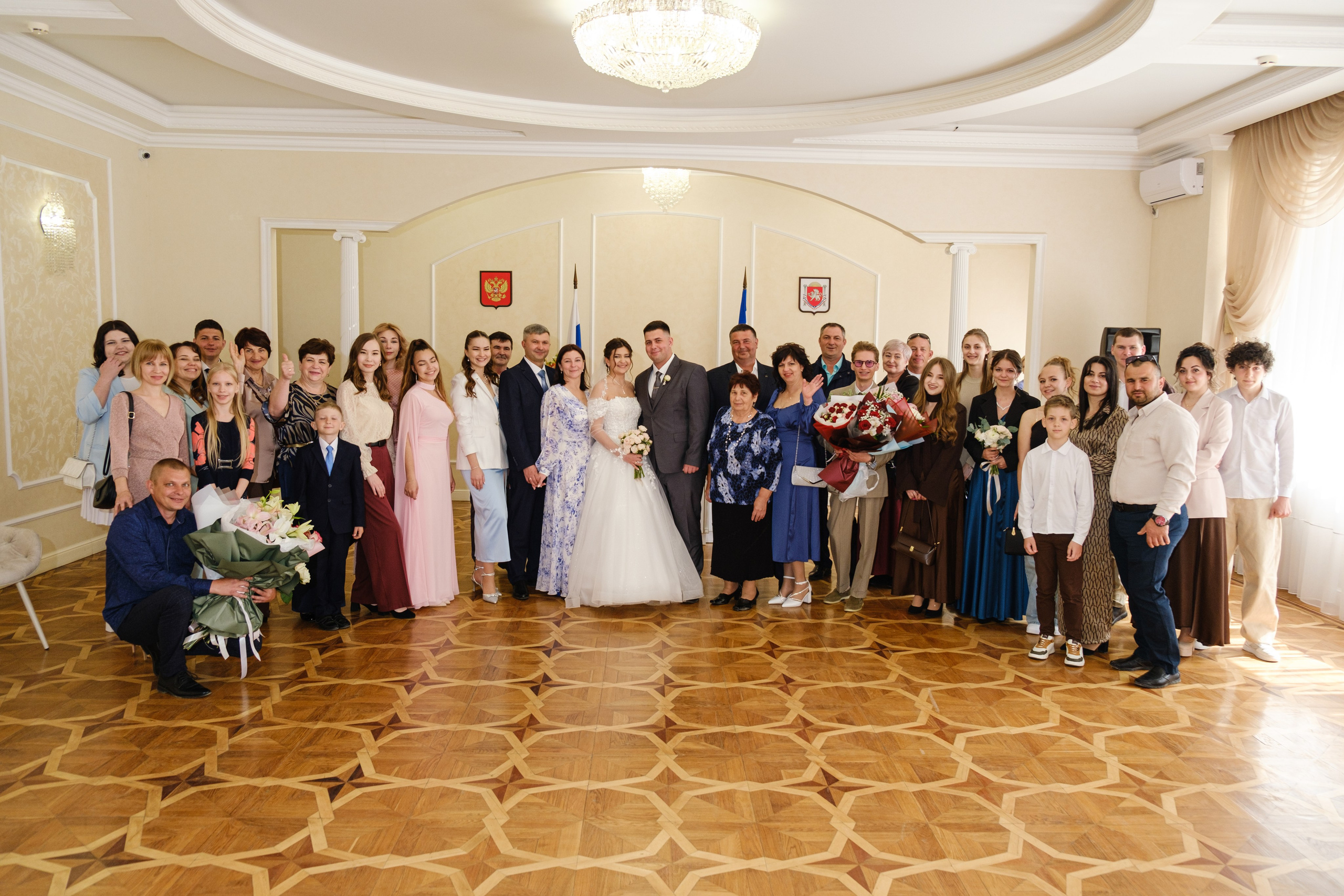 Локации для фотосессии в Симферополе. Свадебный фотограф и видеограф в Крыму! Ваш день будет незабываемым!