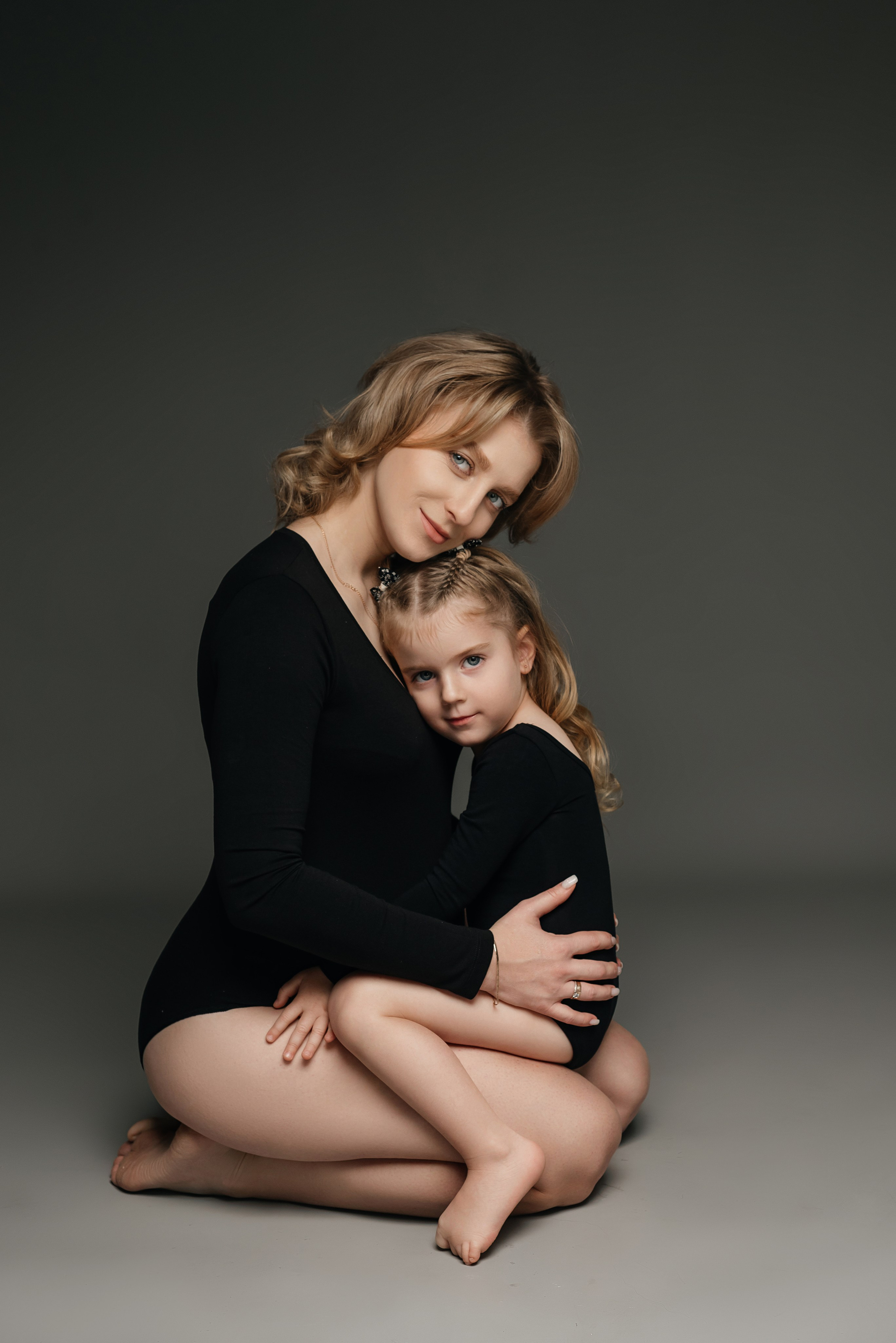 Студийная фотосессия в стиле VOGUE. Свадебный, семейный и школьный фотограф в Бийске Ксения Мамаева