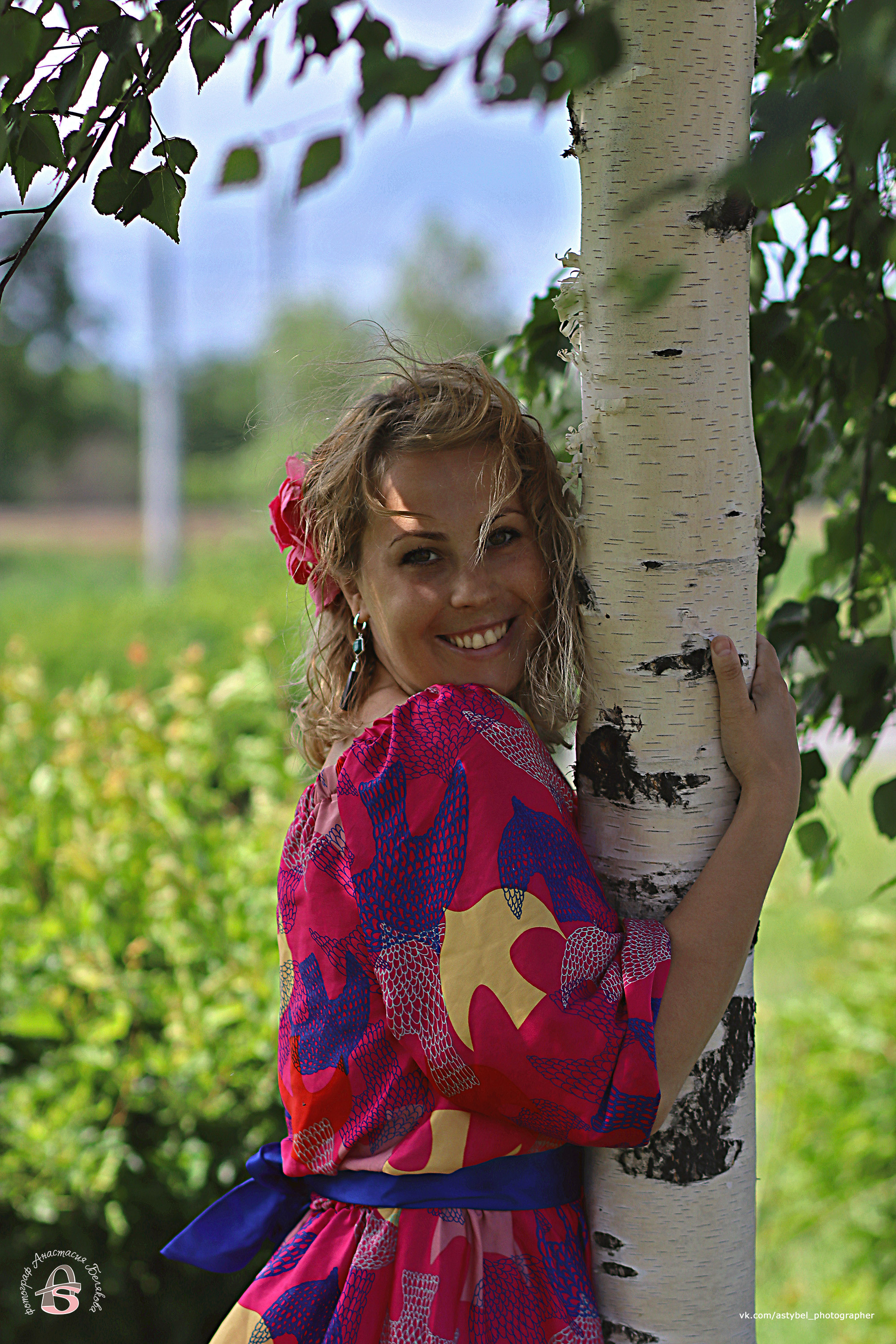 Фотосессия Виктории в Яблоневом саду в г. СПб. Фотограф Анастасия Белякова в Санкт-Петербурге и Гатчине