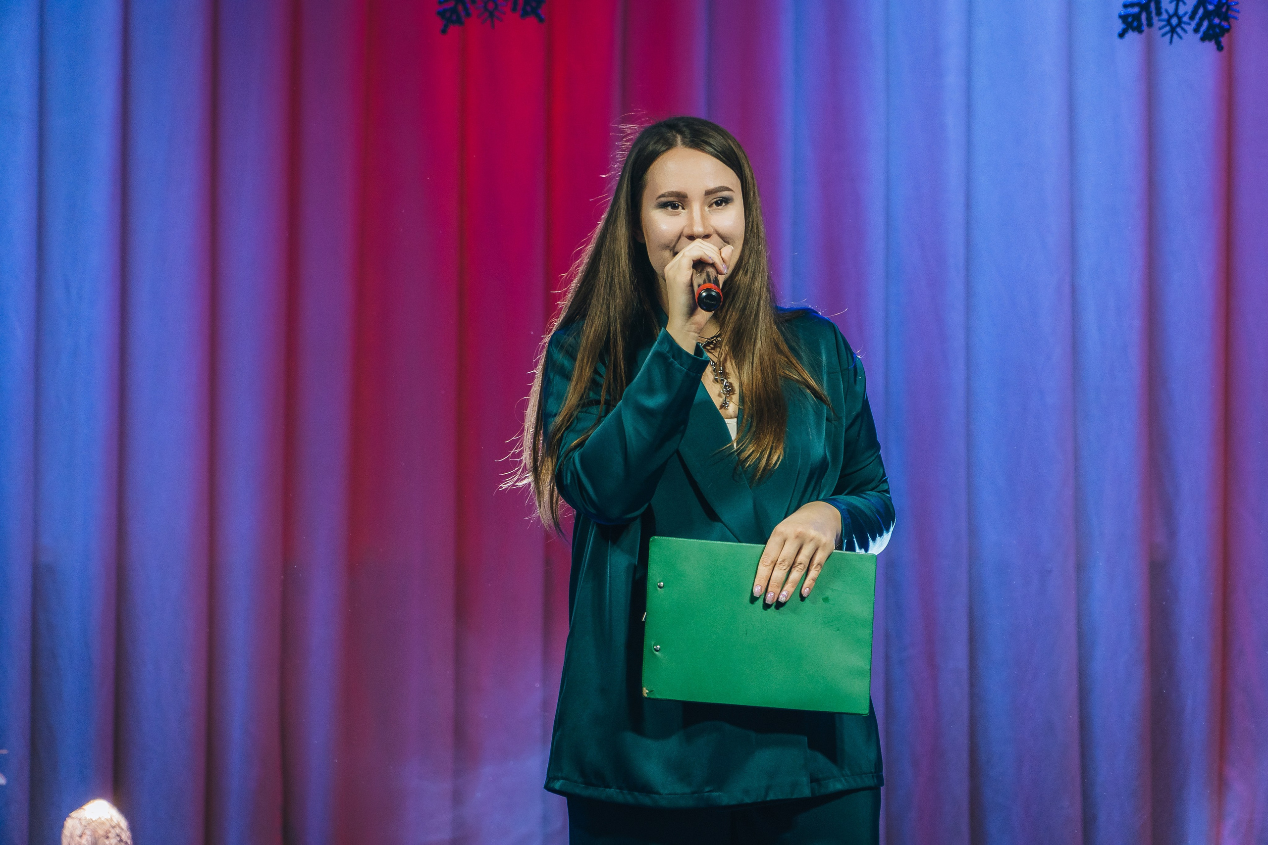 «Новый год к нам мчится». Новотитаровский Дом культуры