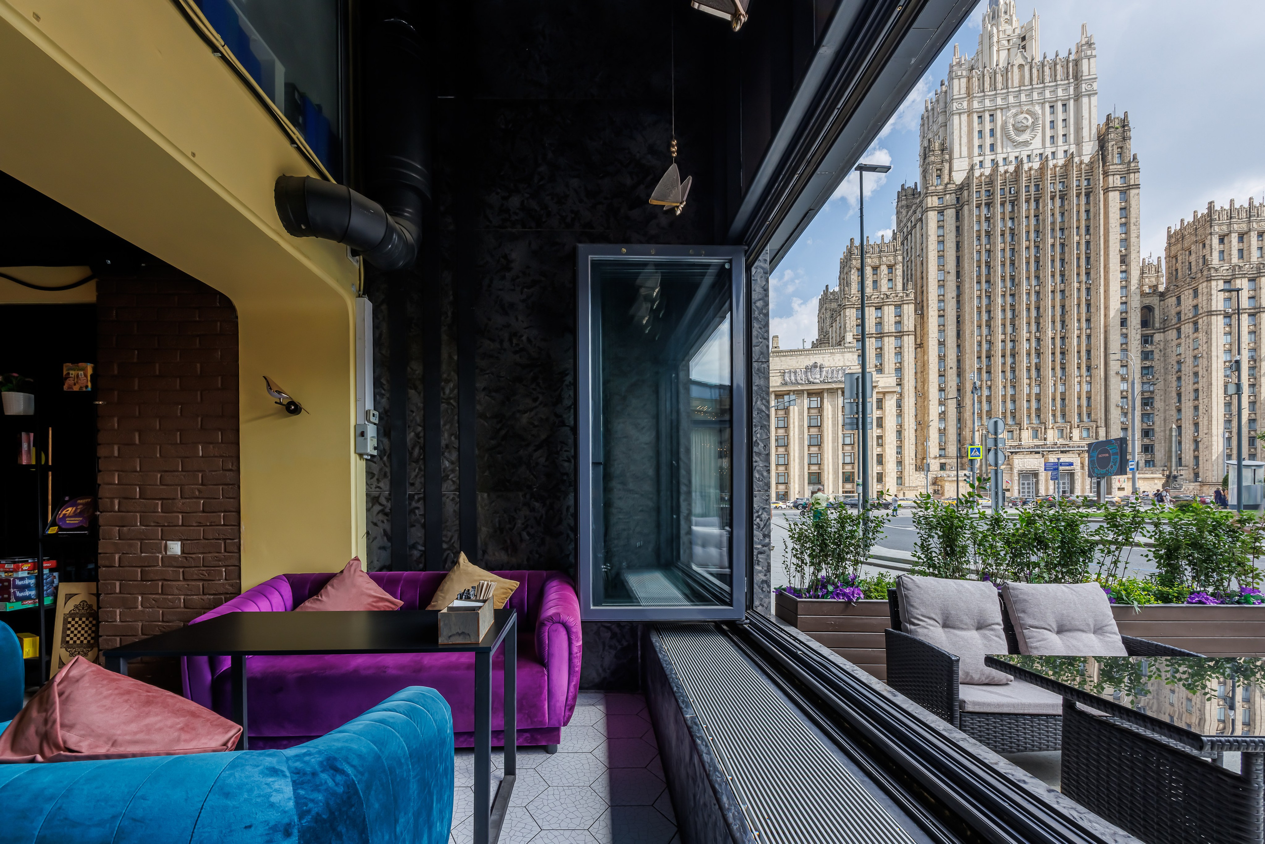 Интерьерная фотосъёмка кафе, ресторанов и баров в Москве. Интерьерный фотограф Дмитрий Медведев. Фуд-фотограф в Москве Дмитрий Медведев. Фуд-фото и контент для ресторанов, кафе и баров