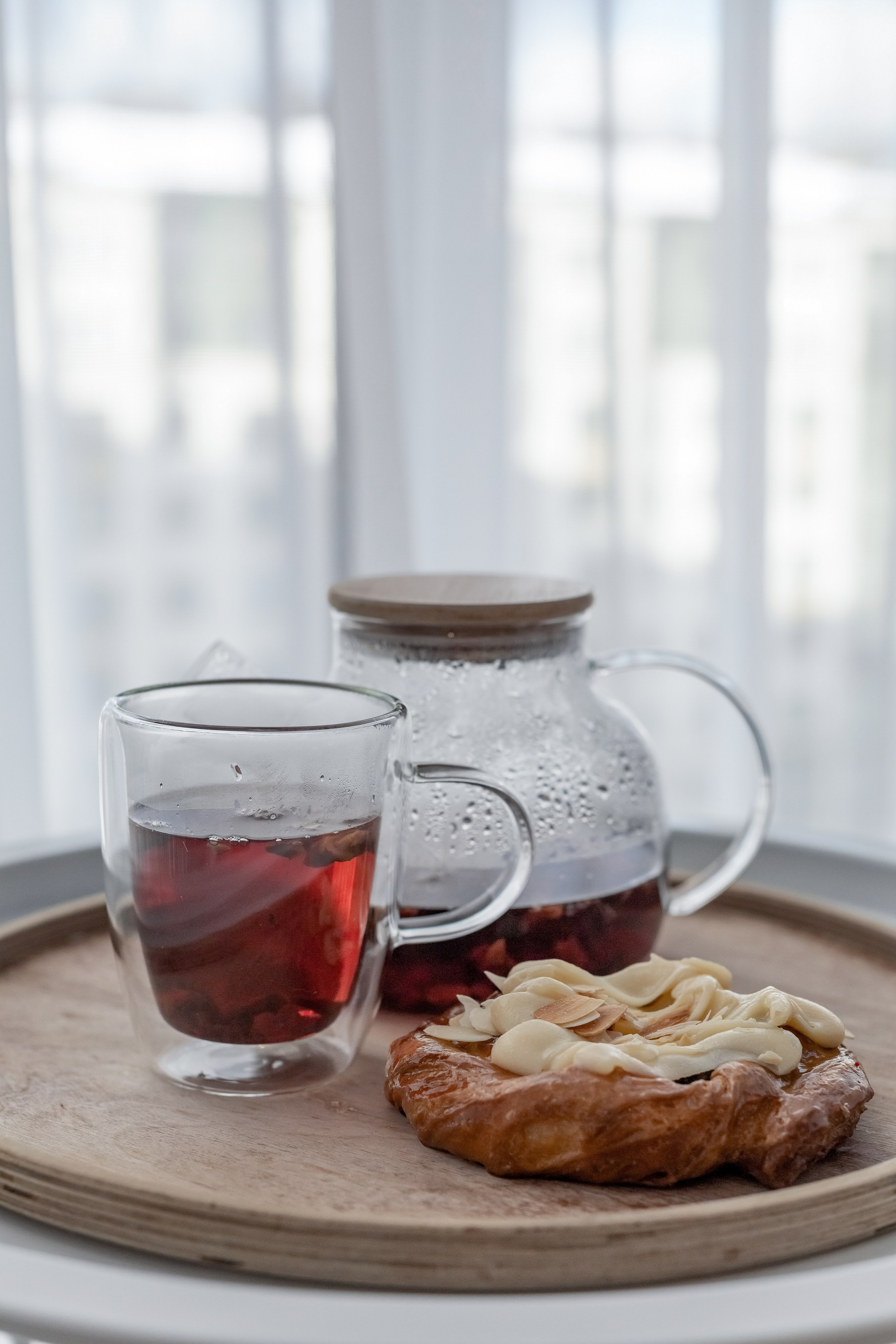 кухня со всей необходимой посудой