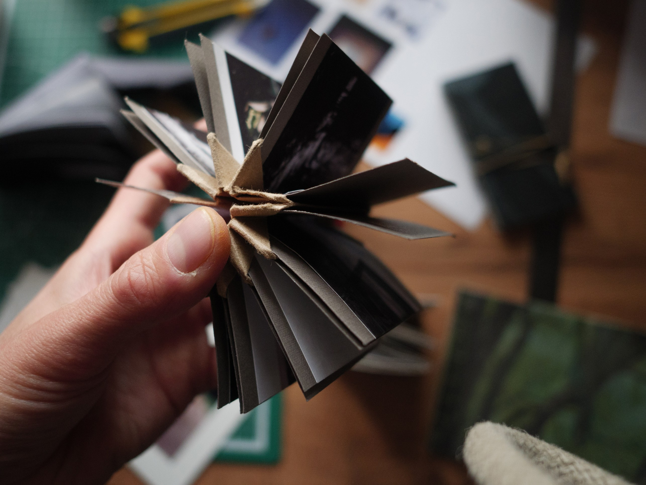 Понедельник 6. Книжная форма. Artist's book. …