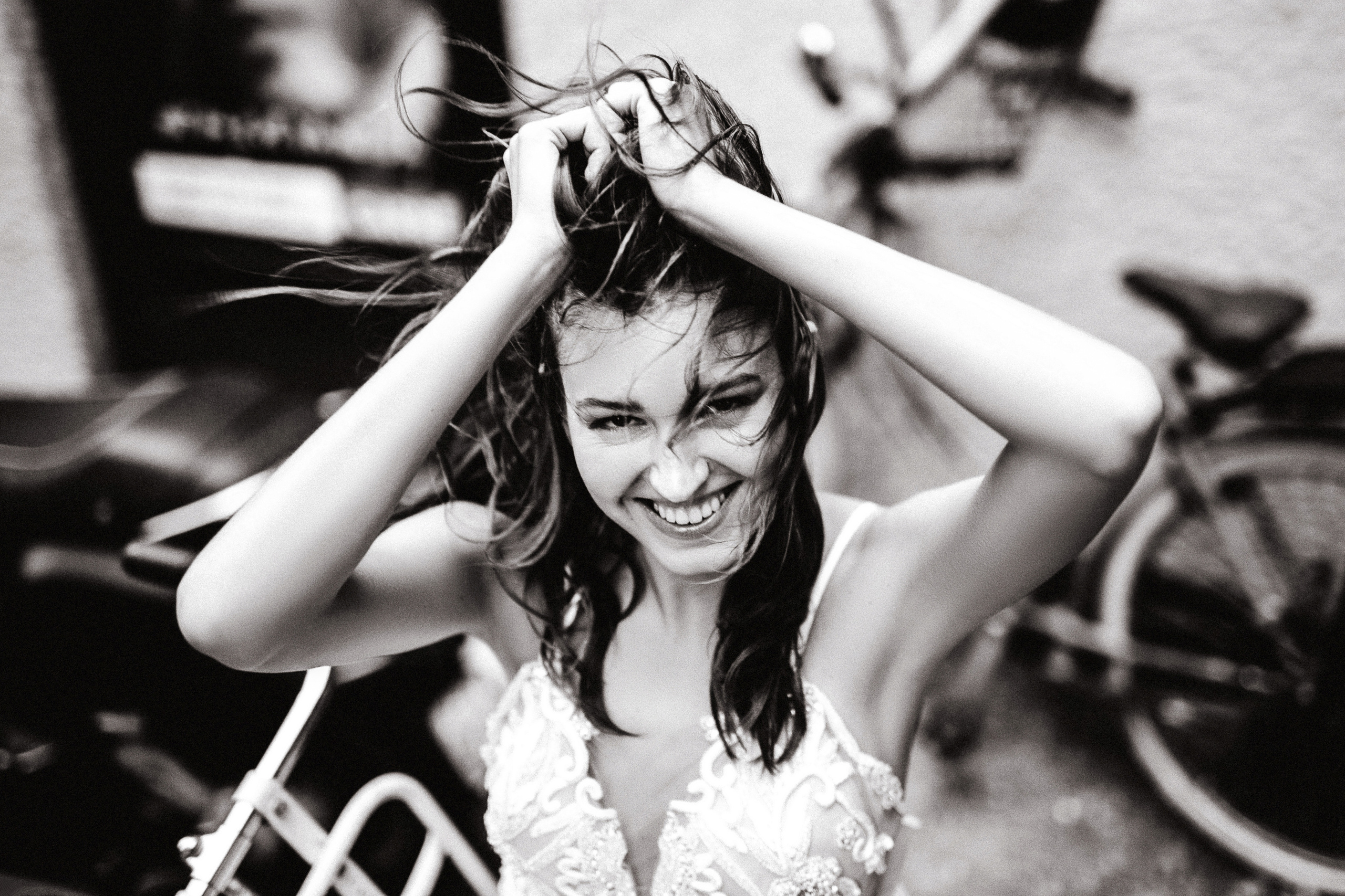 Моя главная задача - сделать так, чтобы ваша свадьба сохранилась на снимках во всех деталях.