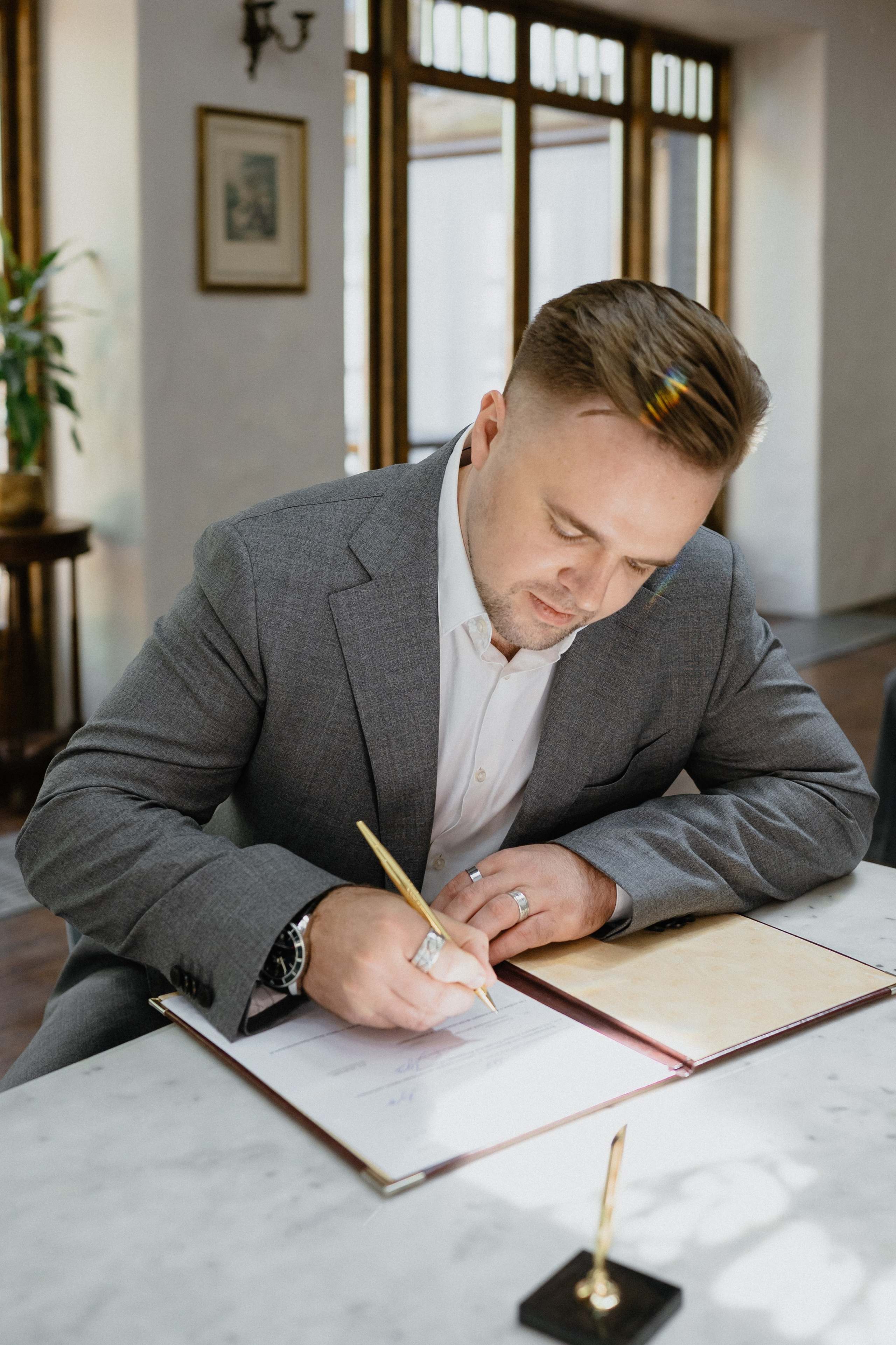 Регистрация брака и свадебная фотосессия в пространстве Яуза Плейс. Свадебный фотограф Москва — Сергей и Татьяна