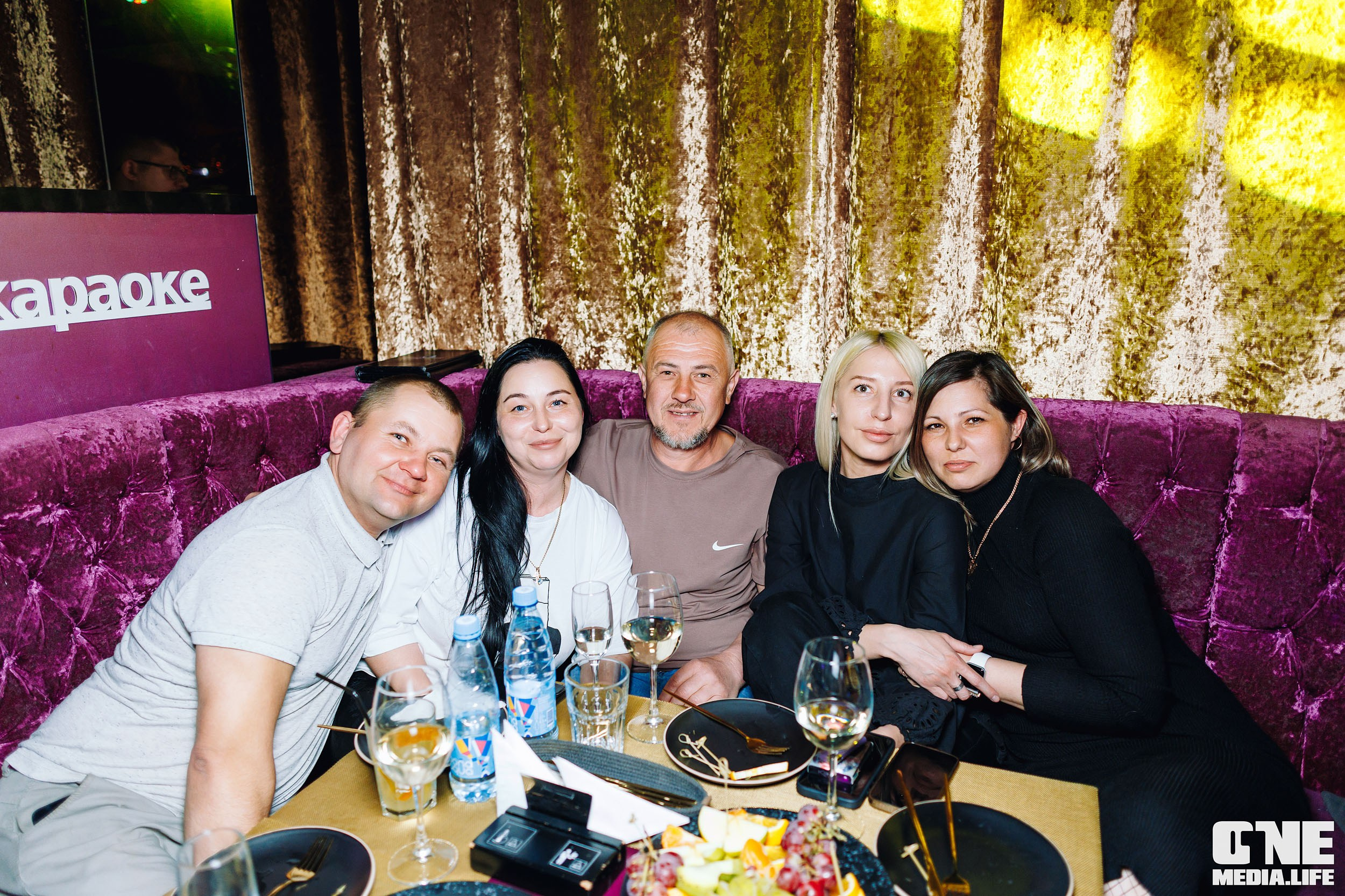 Фоторепортаж из караоке-клуба Эйфория. One Media Life: фоторепортажи, фотоотчеты с мероприятий и заведений