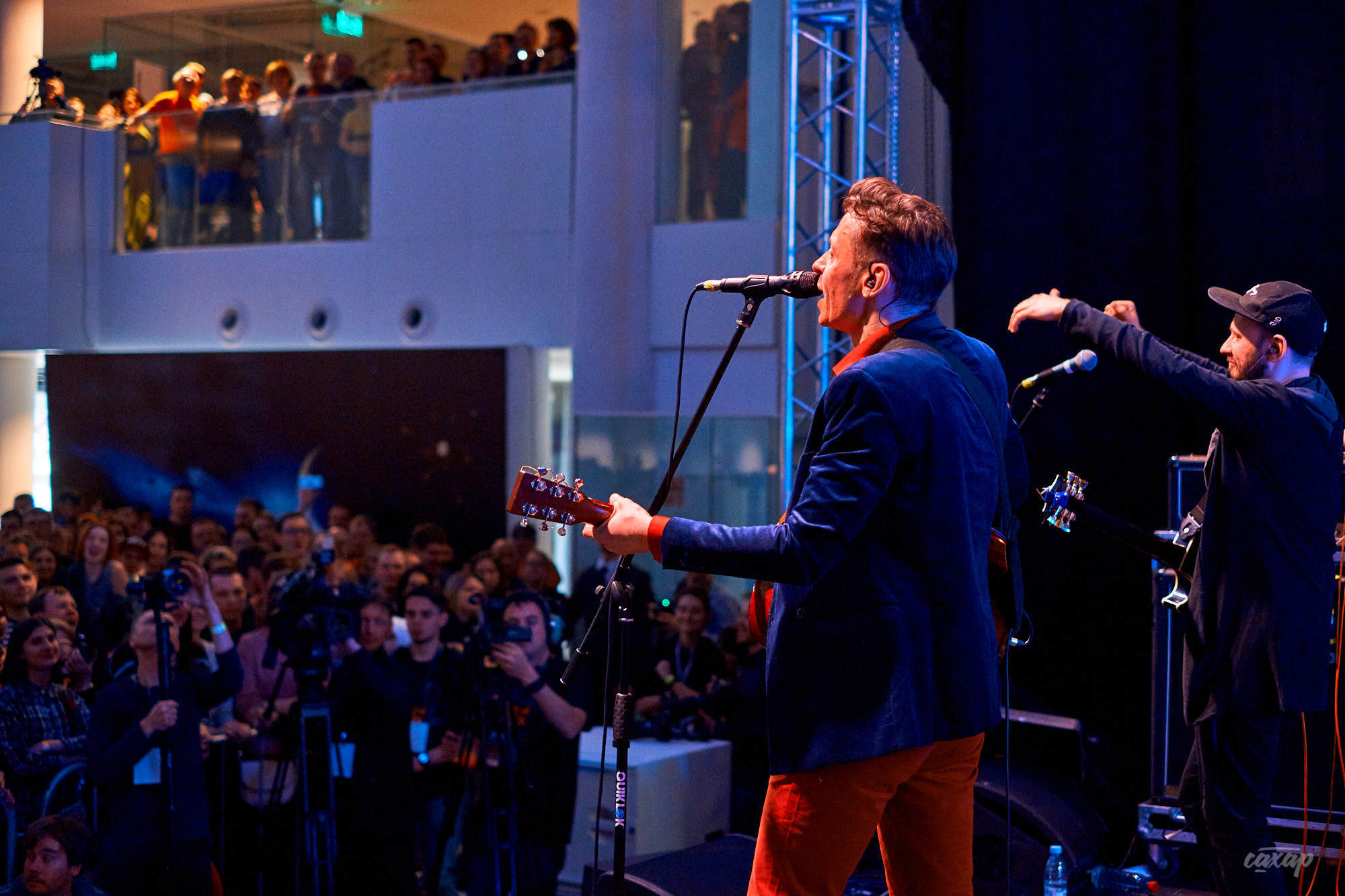 Найк Борзов, фото с концерта. Фотограф в Екатеринбурге Юра Сахар. Профессиональный фотограф в Екатеринбурге Юра Сахар