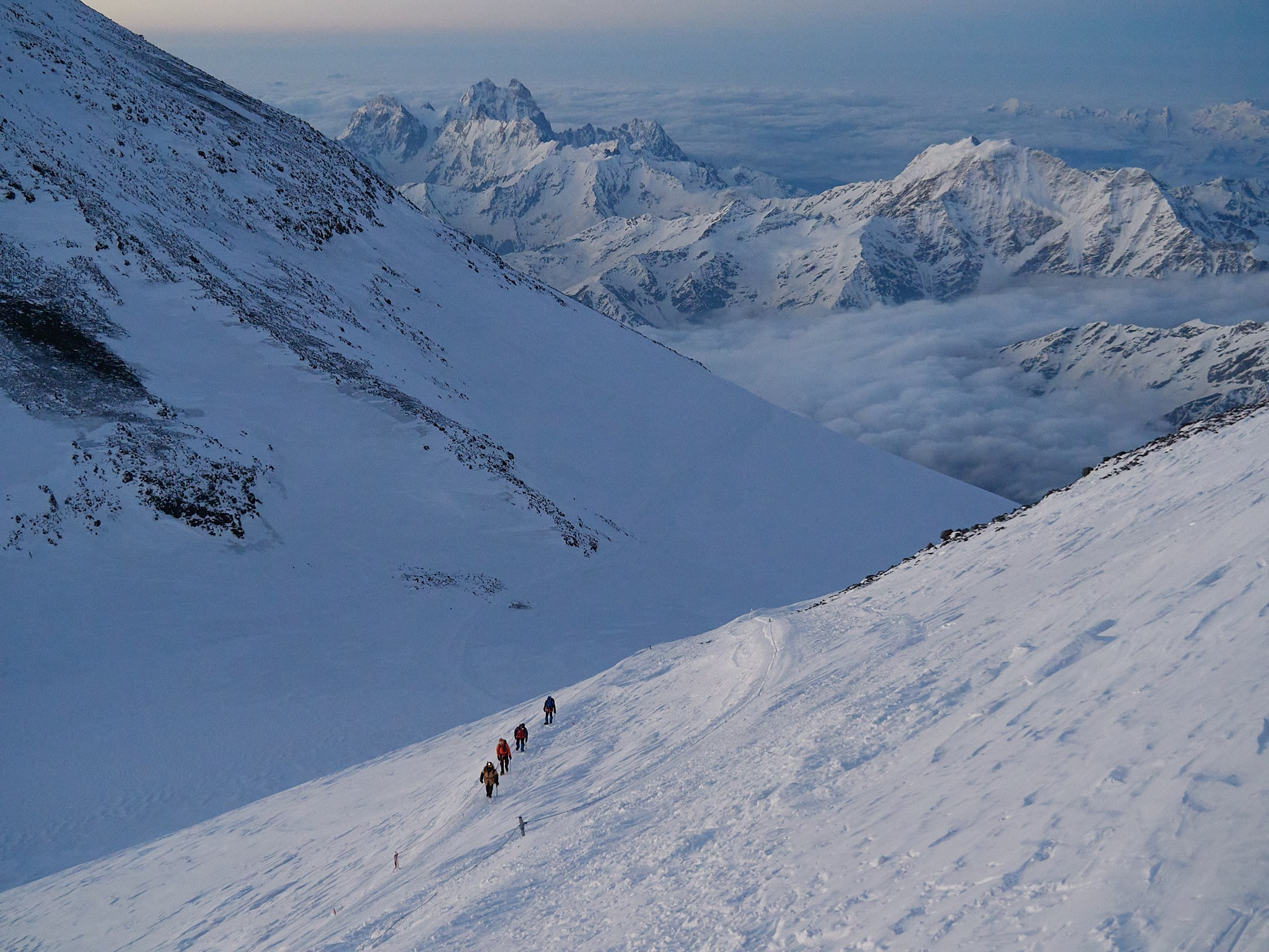Горный, высотный Фотограф на Эльбрусе Георгий