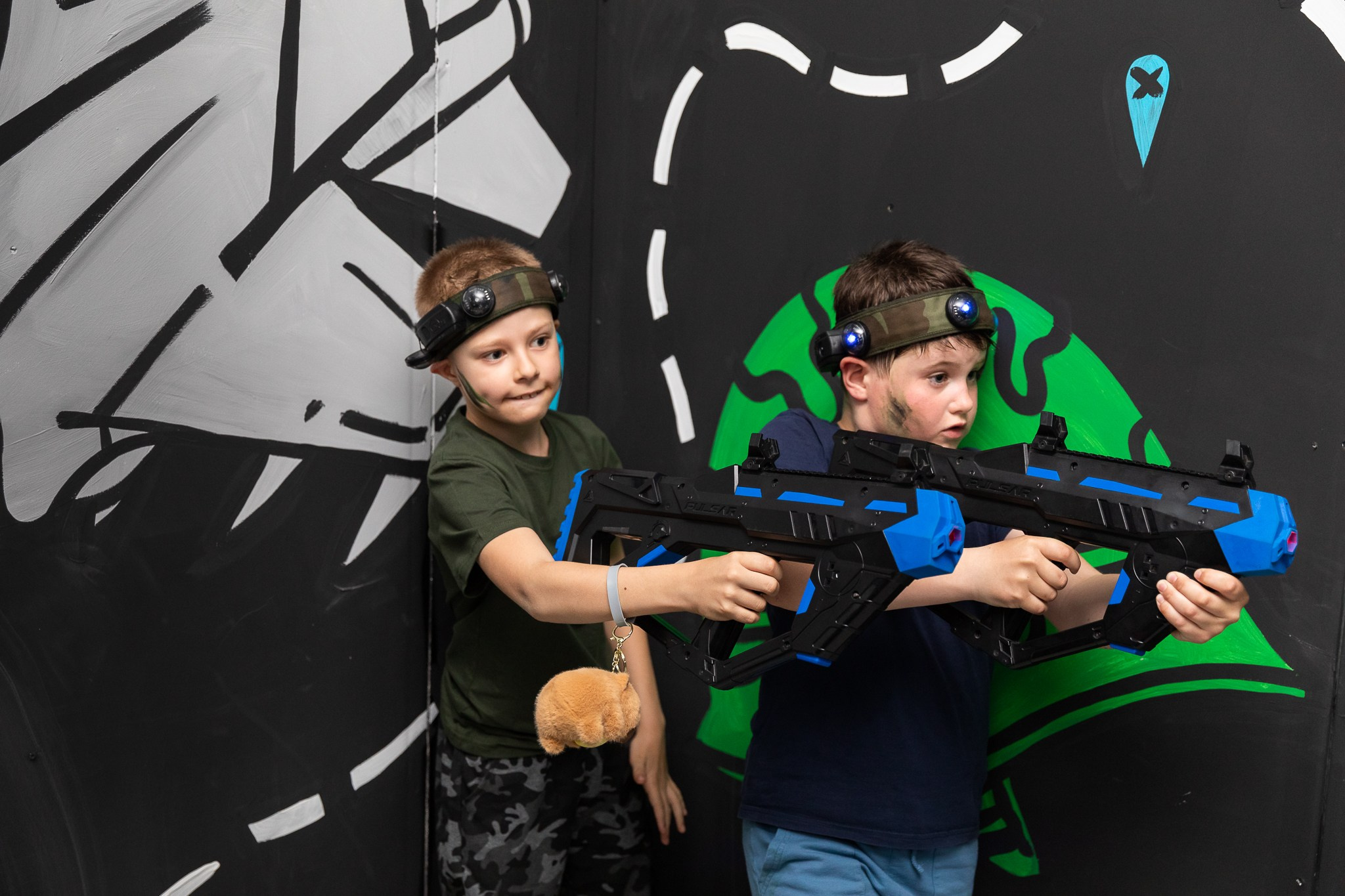 Платону 8 лет, лазертаг Zаряд. Фотограф Татьяна Генева
