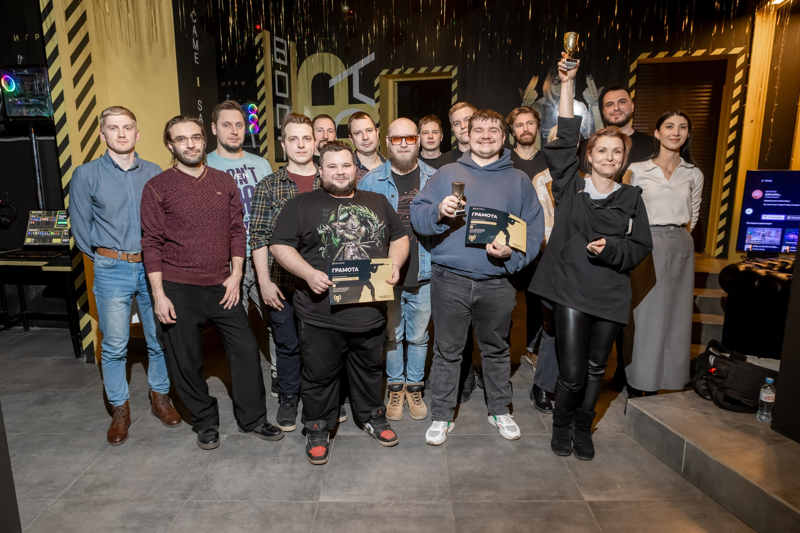 Терра Ассистанс, корпоратив в кибер-клубе. Марк Шишкин — репортажный фотограф в Воронеже и России