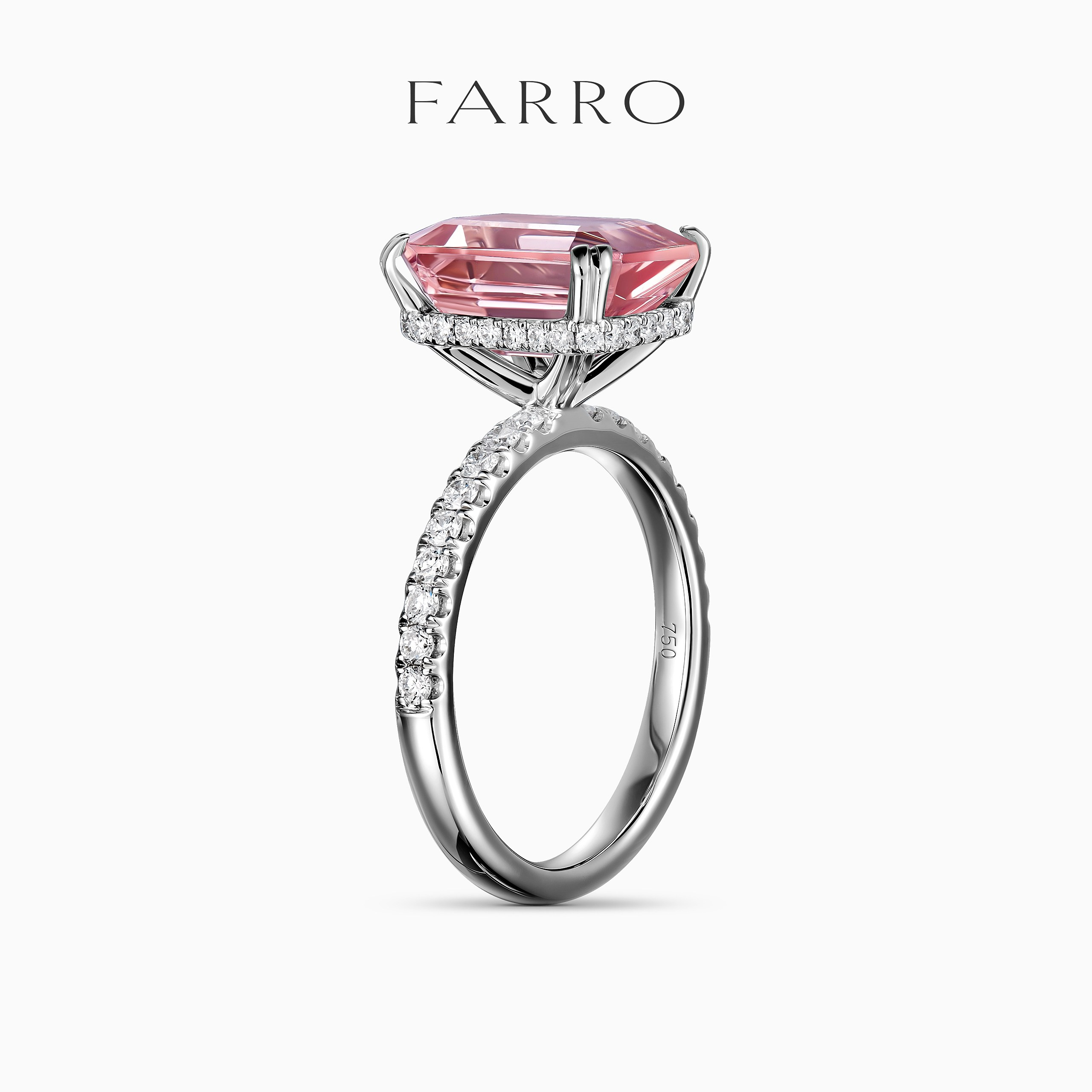 Съёмка кольца Farro сбоку — демонстрация схемы света для акцентирования формы и пропорций.