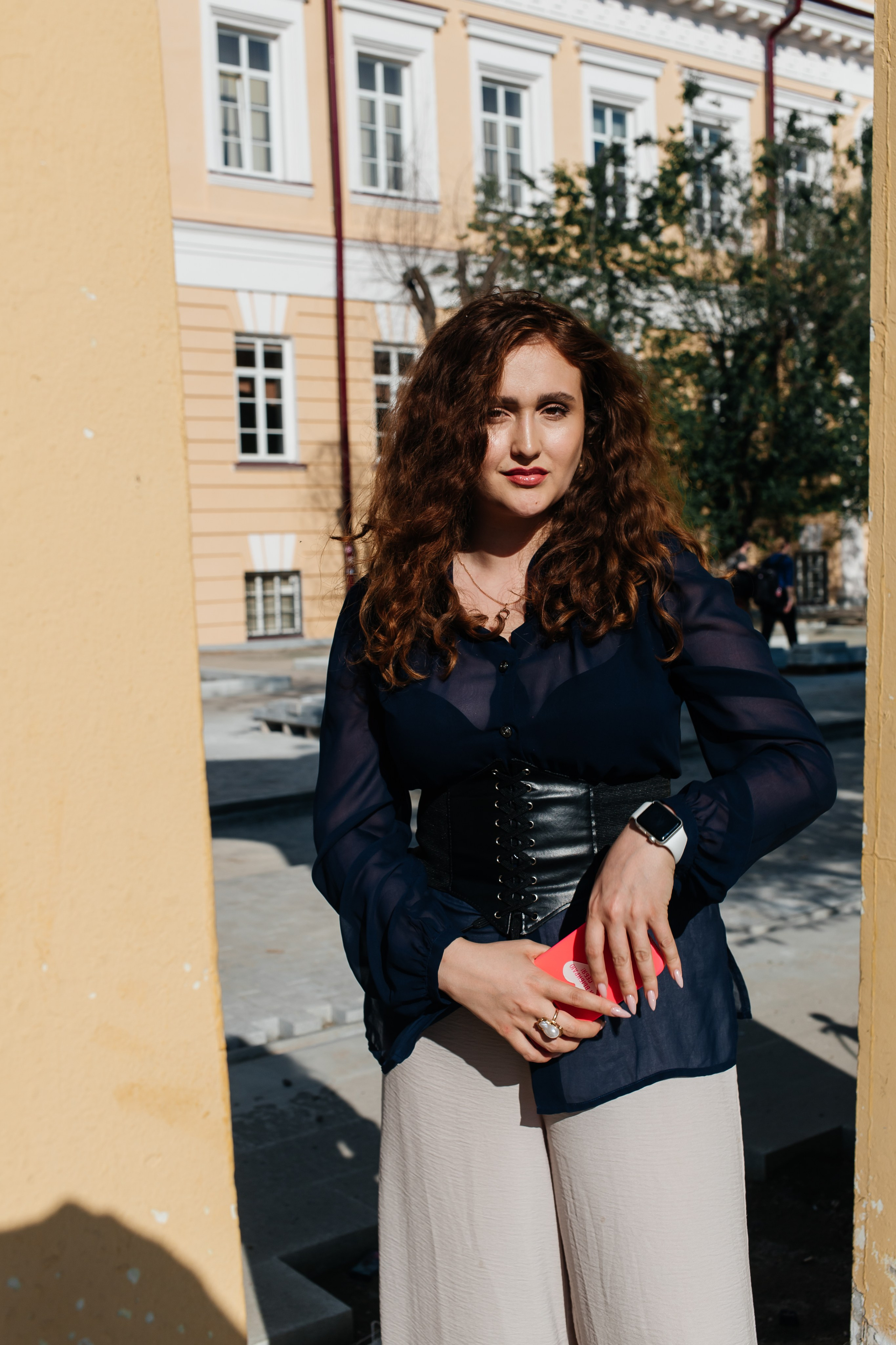 Алиса Ленара прогулка. Женский фотограф в Оренбурге Ирина Заводчикова