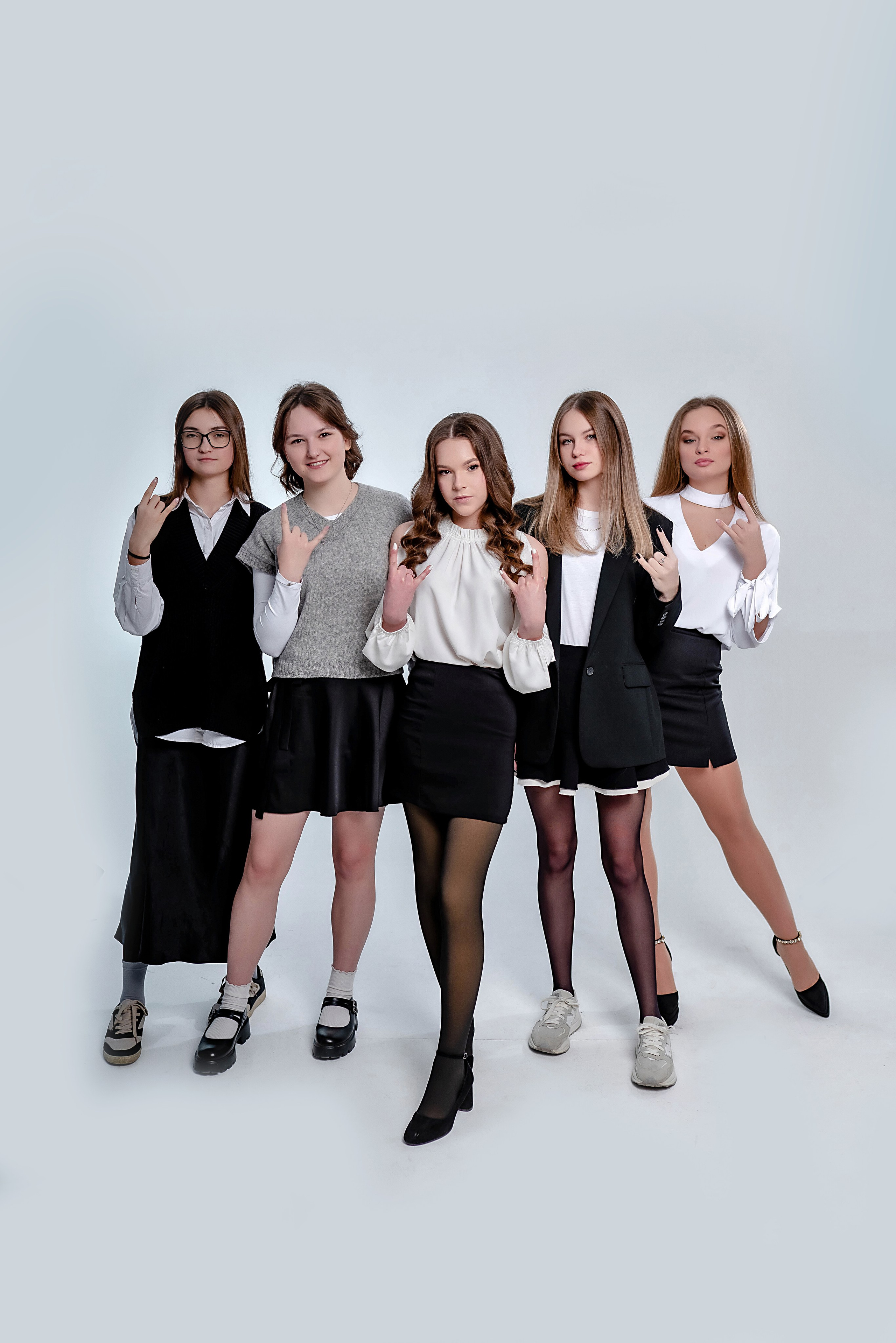 Выпускные (школьные) альбомы (книги) в Ростове-на-Дону. Современные Выпускные Альбомы в Ростове-на-Дону