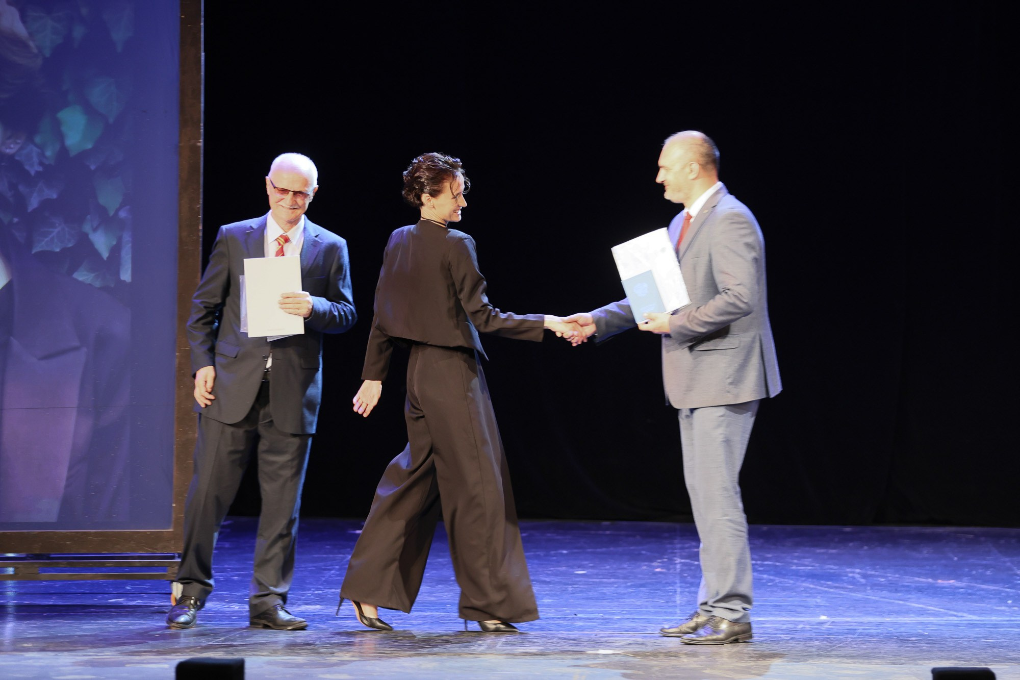 Выпускной вечер в Севастопольской гимназии № 1 имени А. С. Пушкина. Свадебный фотограф, фотосъемка в Крыму, Севастополе, Симферополе, Ялте