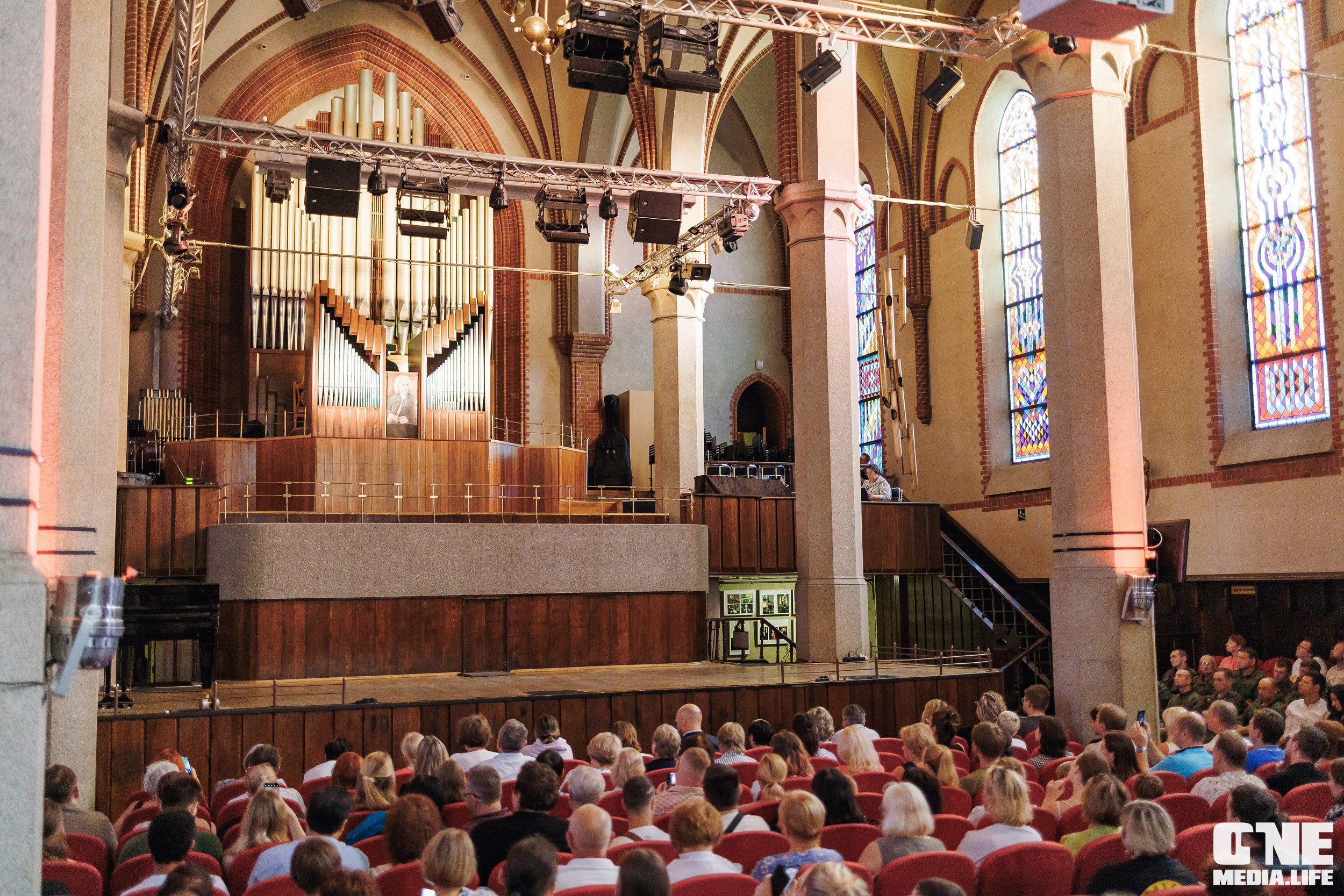 Фоторепортаж из Калининградской филармонии. One Media Life: фоторепортажи, фотоотчеты с мероприятий и заведений