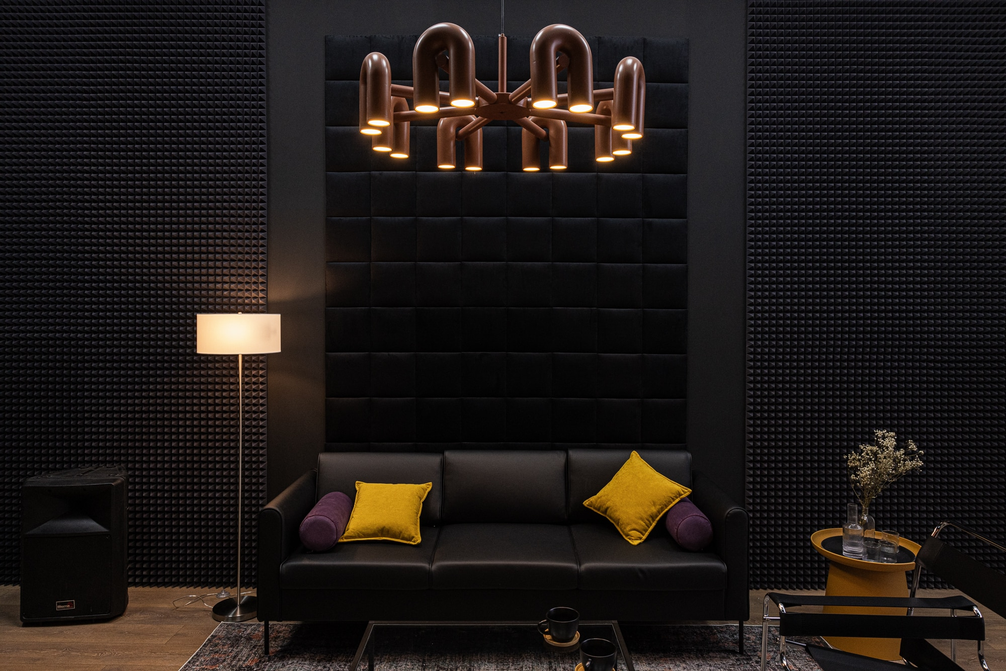 Photohub залы для съемки бизнес-контента. Фотограф в Минске Людмила Дутко