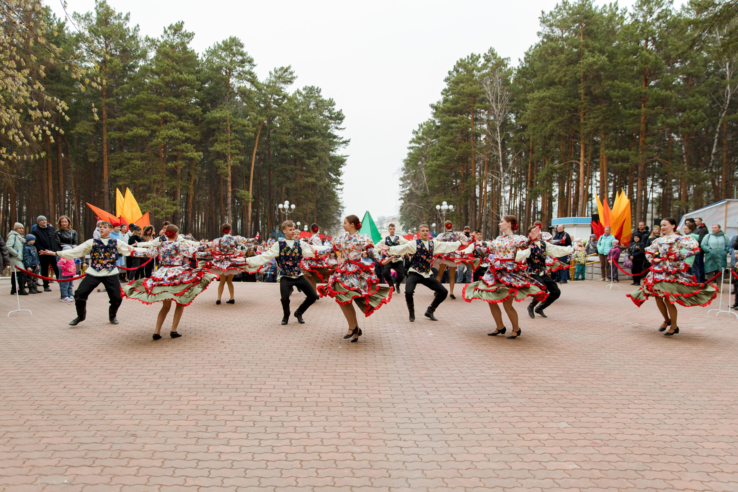 9 мая. Семейный и детский фотограф в Железногорске Саламахо Ольга