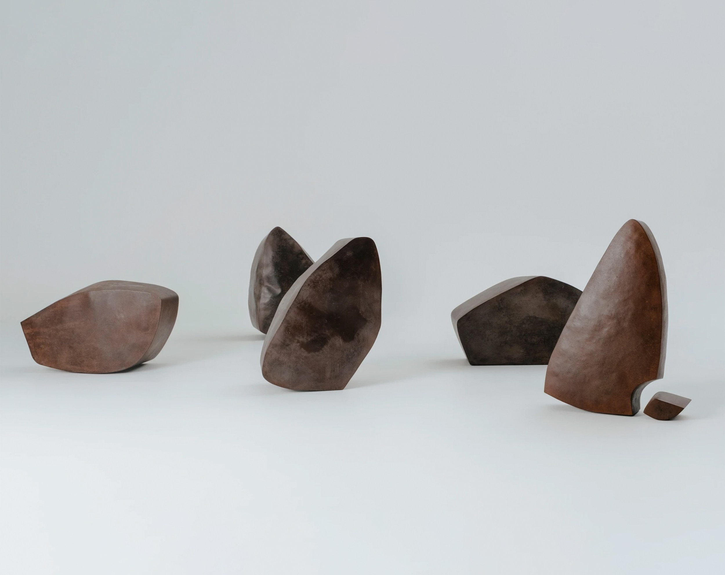 Подборка выставок современных авторов — коллективные проекты и экспозиционные дебюты. Москва 2026. Интерьерный фотограф в Москве