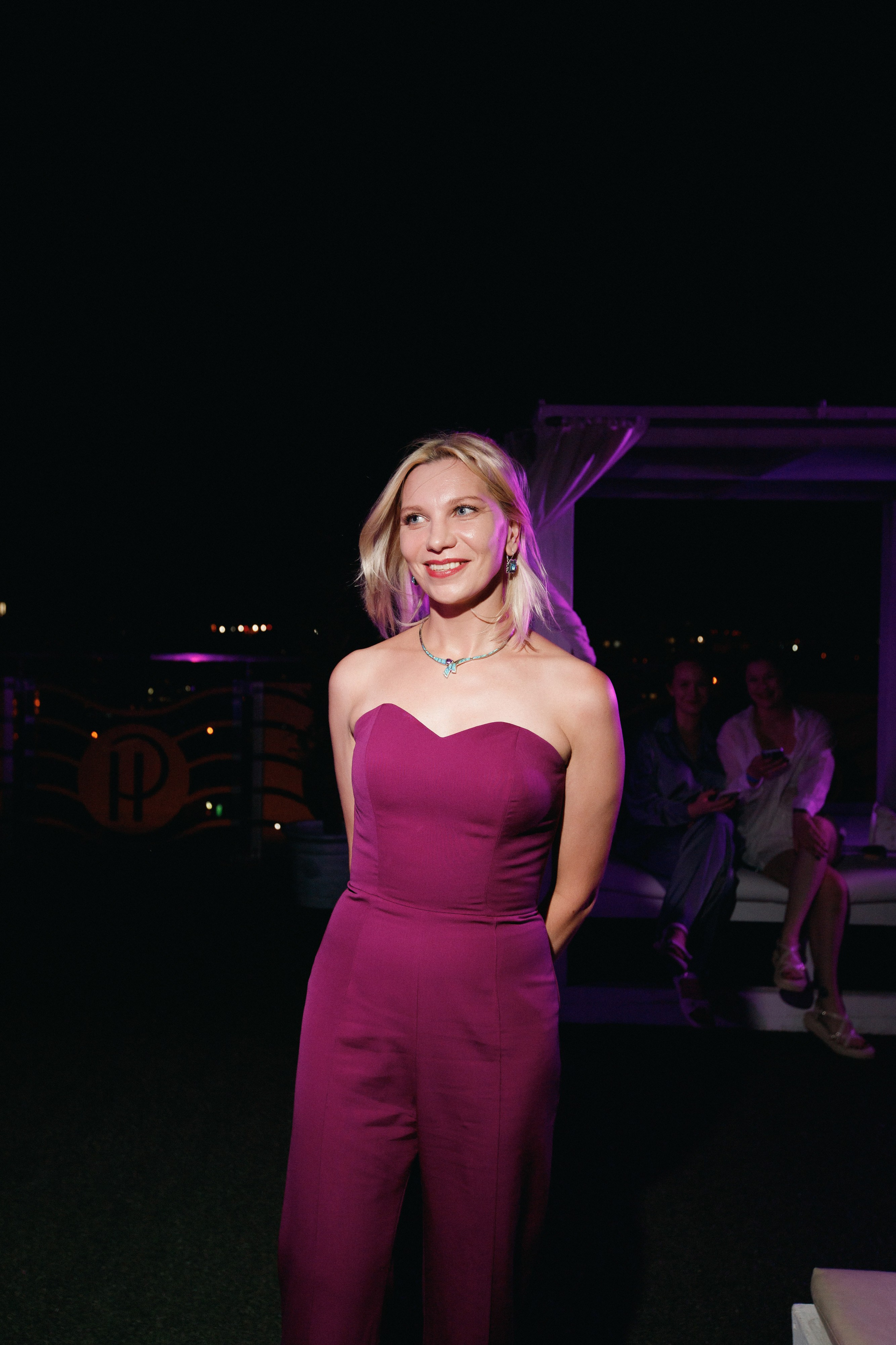 СОБРАНИЕ — ПРЕЗЕНТАЦИЯ НОВОГО НОМЕРА. СВОИ. ФОТООТЧЕТЫ-СОБЫТИЯ-МЕСТА