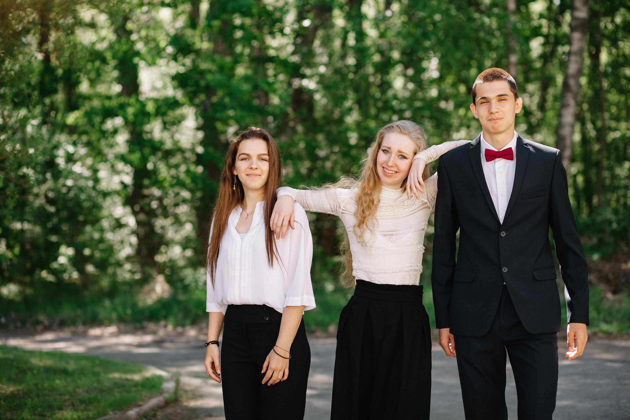 Школьные выпускные альбомы в Майкопе и Республике Адыгея. Семейный и свадебный фотограф в Майкопе Михаил Мартиросян