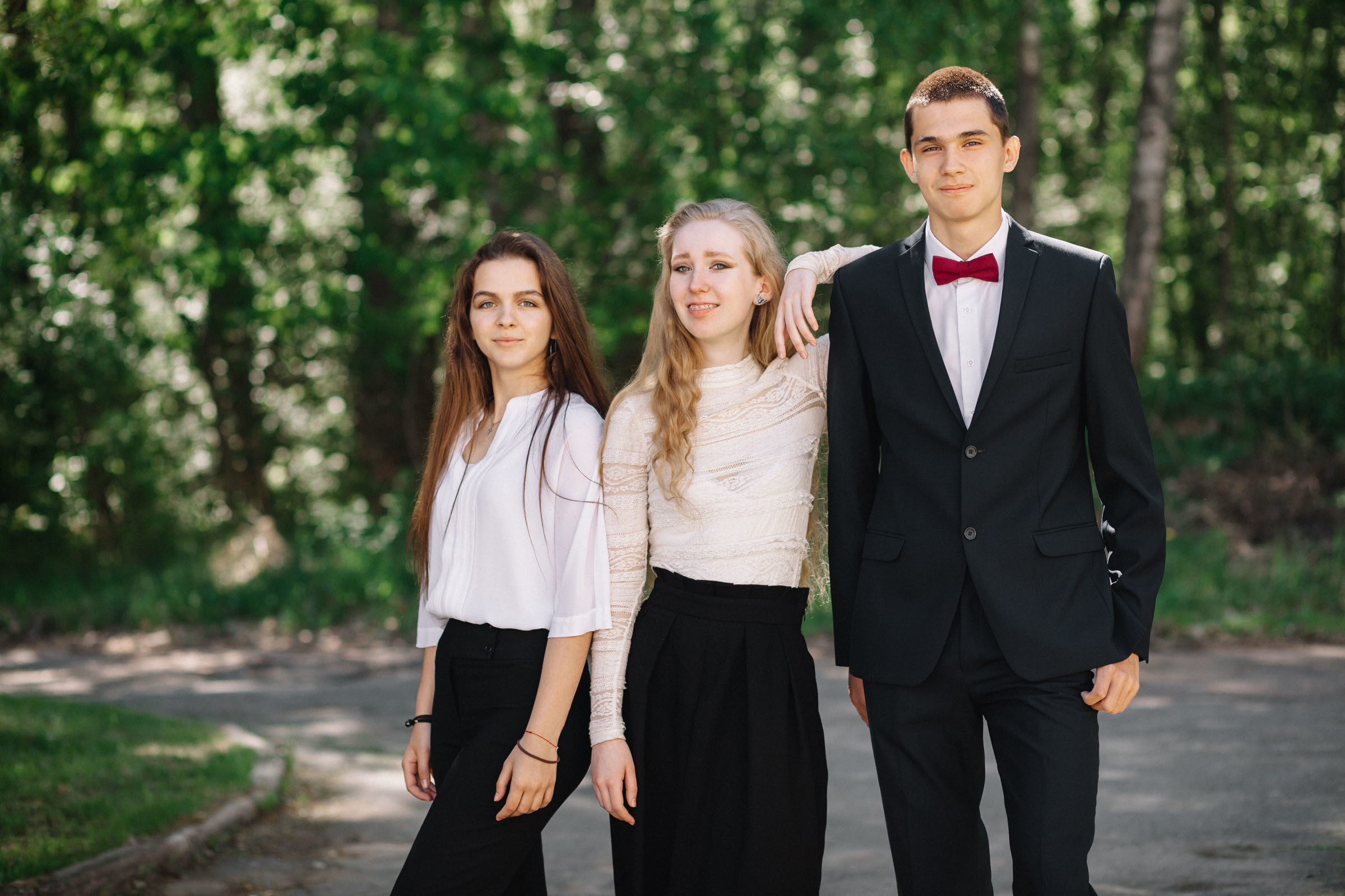 Школьные выпускные альбомы в Майкопе и Республике Адыгея. Семейный и свадебный фотограф в Майкопе Михаил Мартиросян