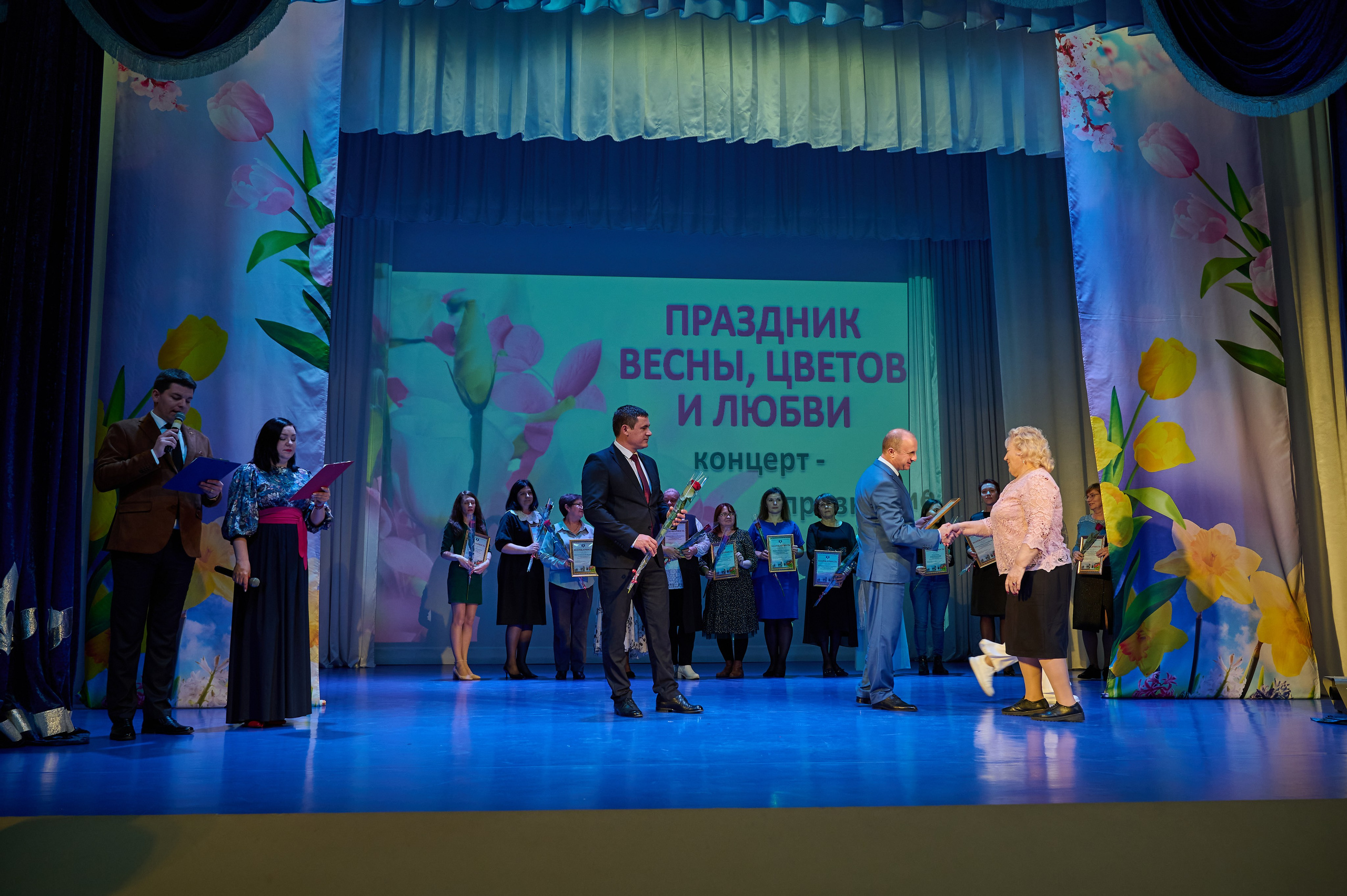 8 марта Марьина роща. Жизнь курорта Кабардинка в фотографиях