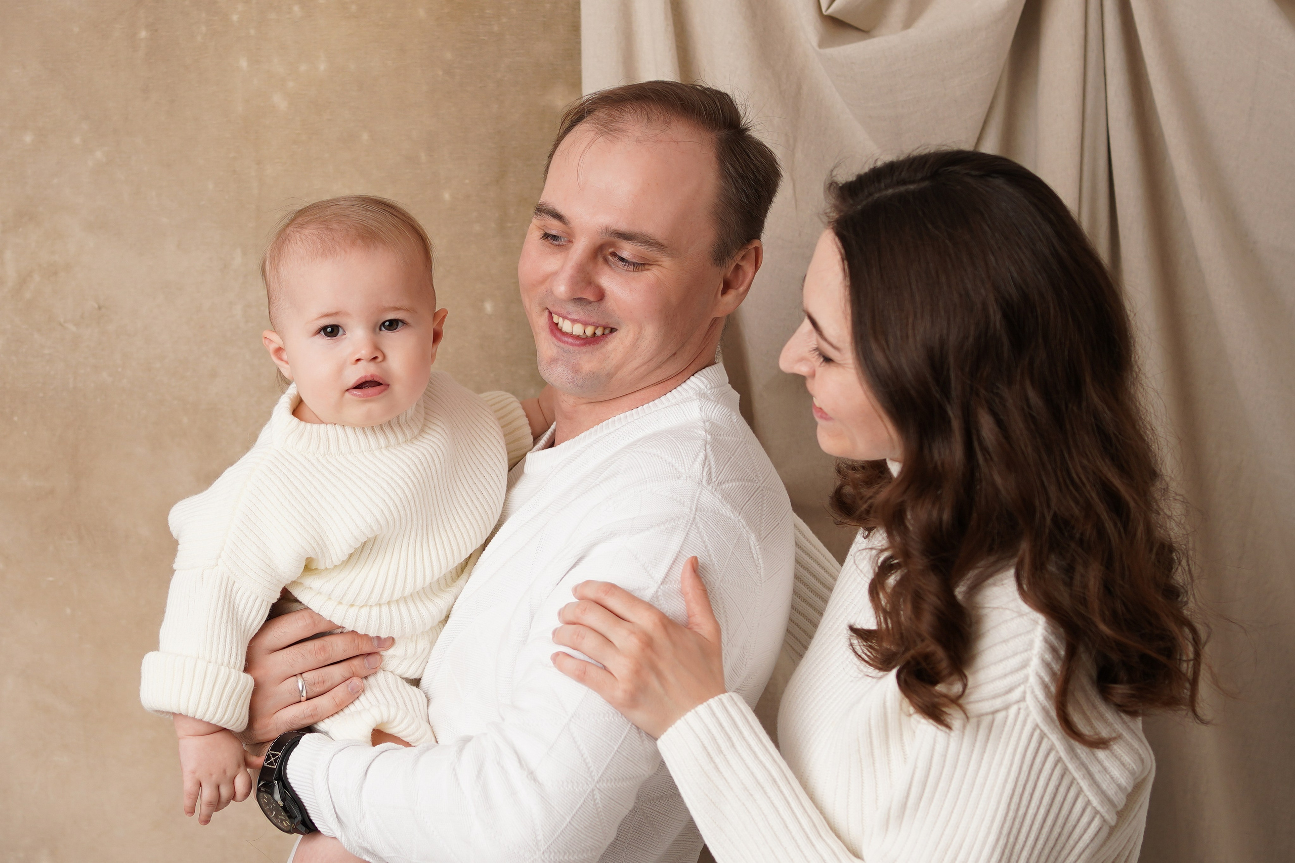 Фотосессия Первый годик Леночки. Детский фотограф и фотограф новорожденных в Калининград Оксана Иваний