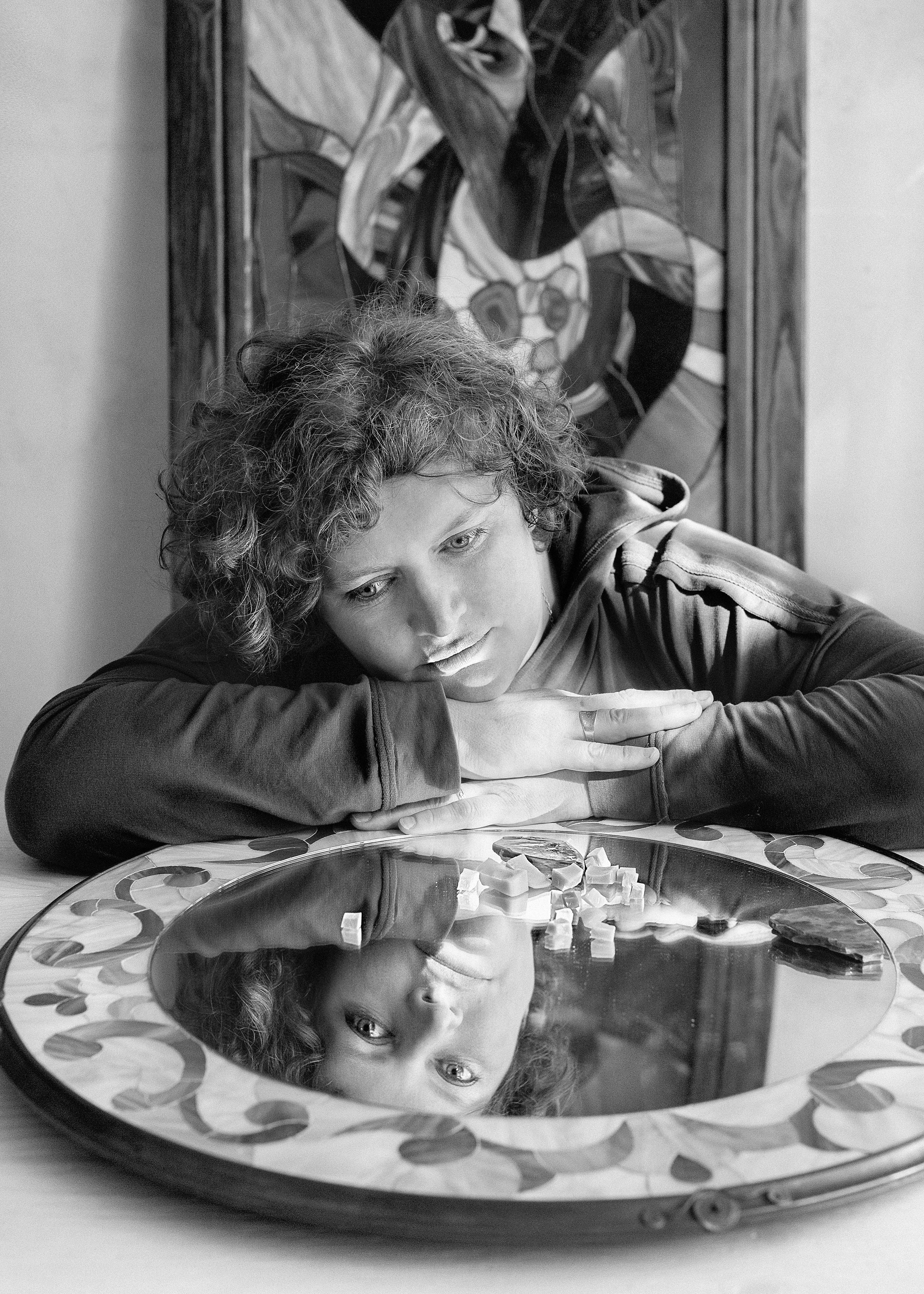 Портреты. Elena Anosova is an award-winning visual artist