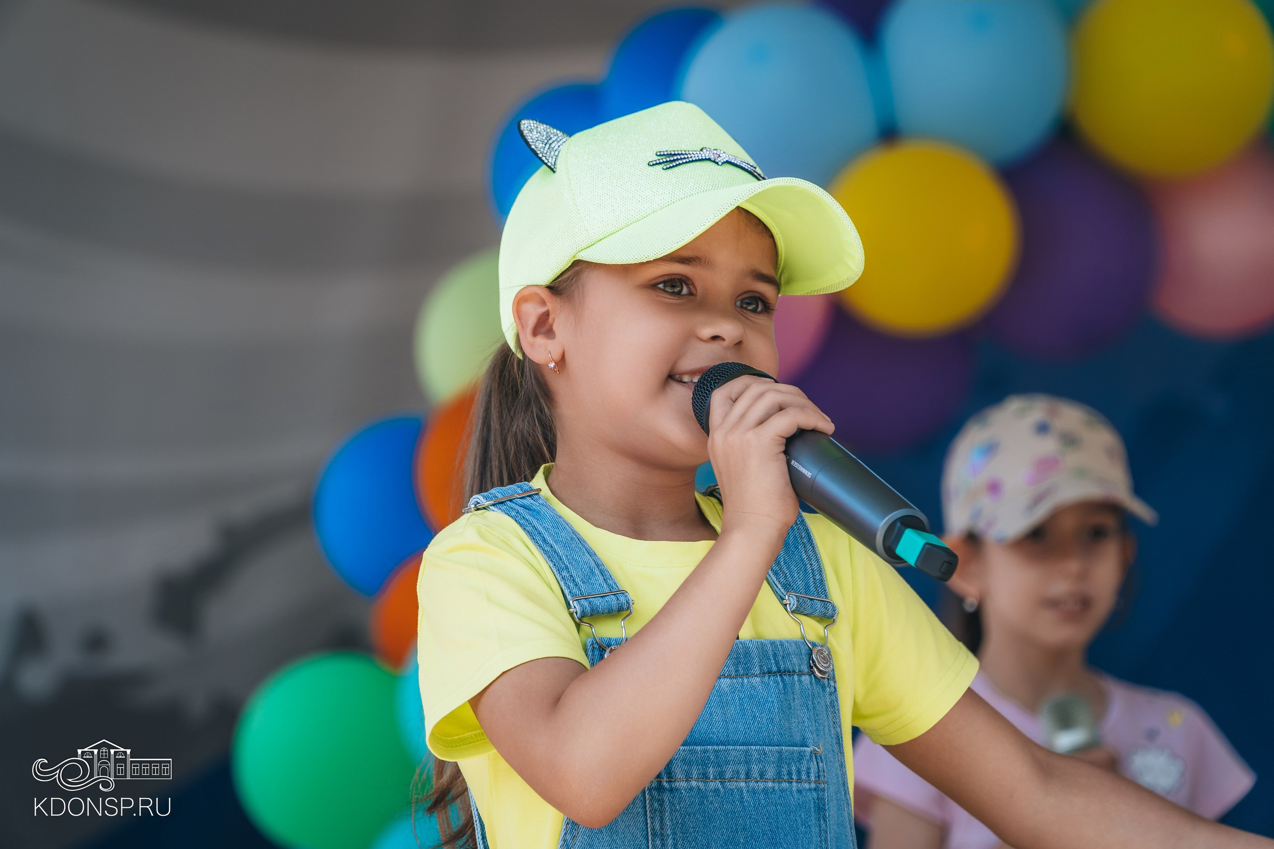 Должны смеяться дети. Новотитаровский Дом культуры