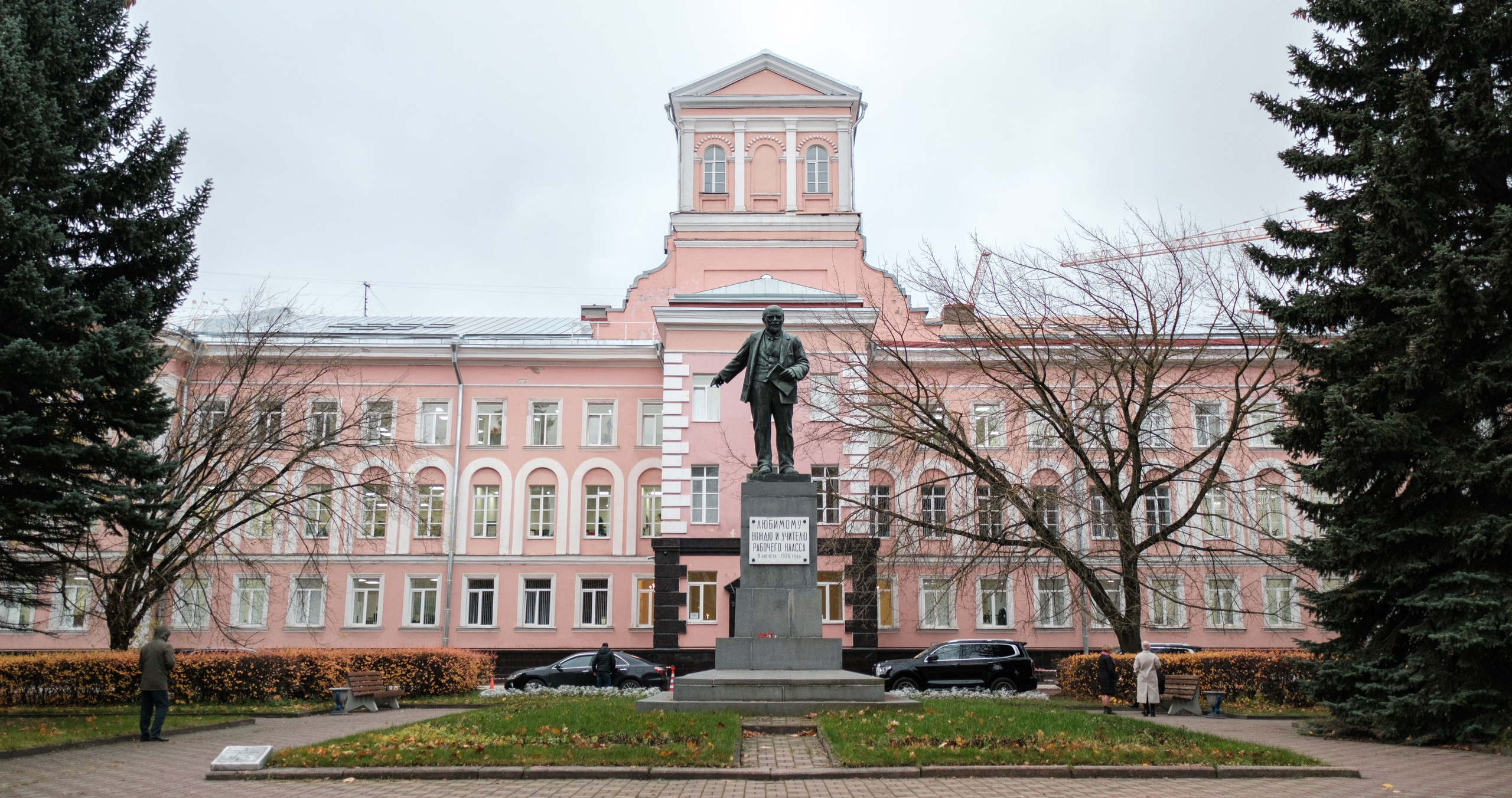 Невский завод. Индустриальная эстетика. Фотограф Балаев Михаил