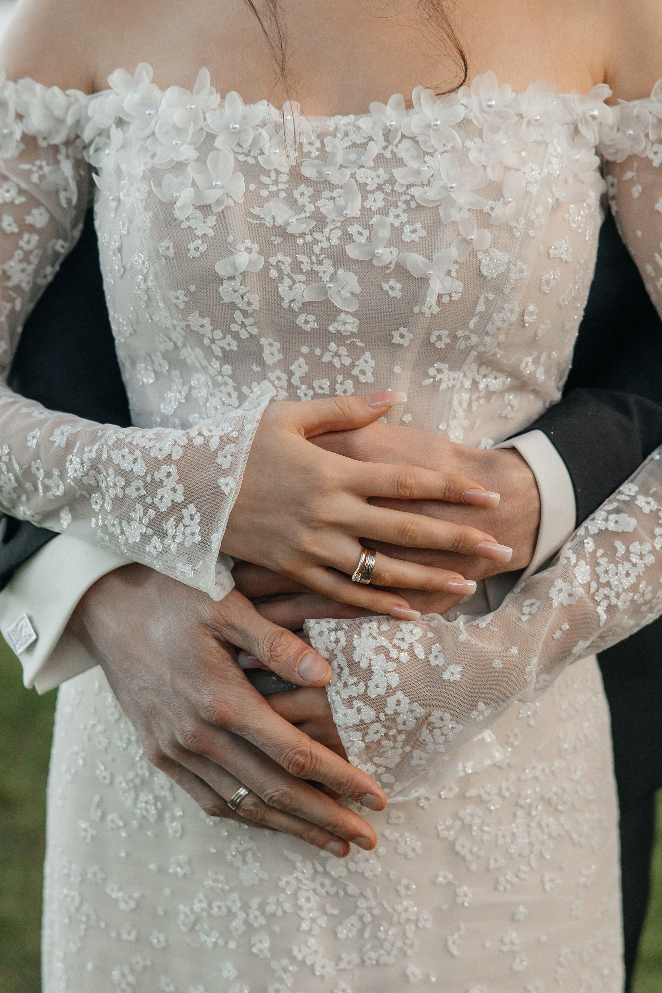 Свадебная фотосессия на площадке THE SUN LAKE VERANDA на озере Сенеж Солнечногорск