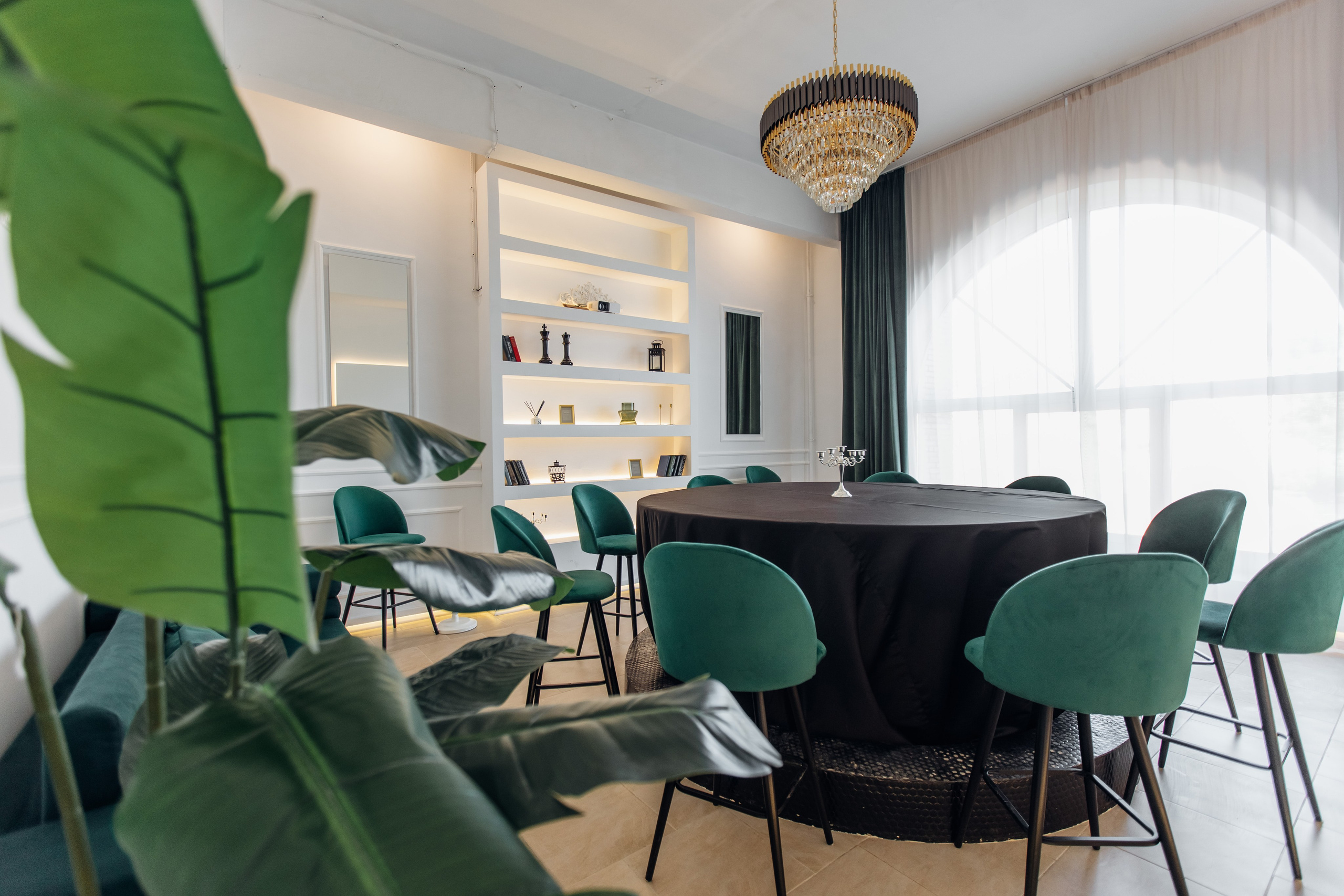 Империал (лето). Аренда лофта в СПб для мероприятий