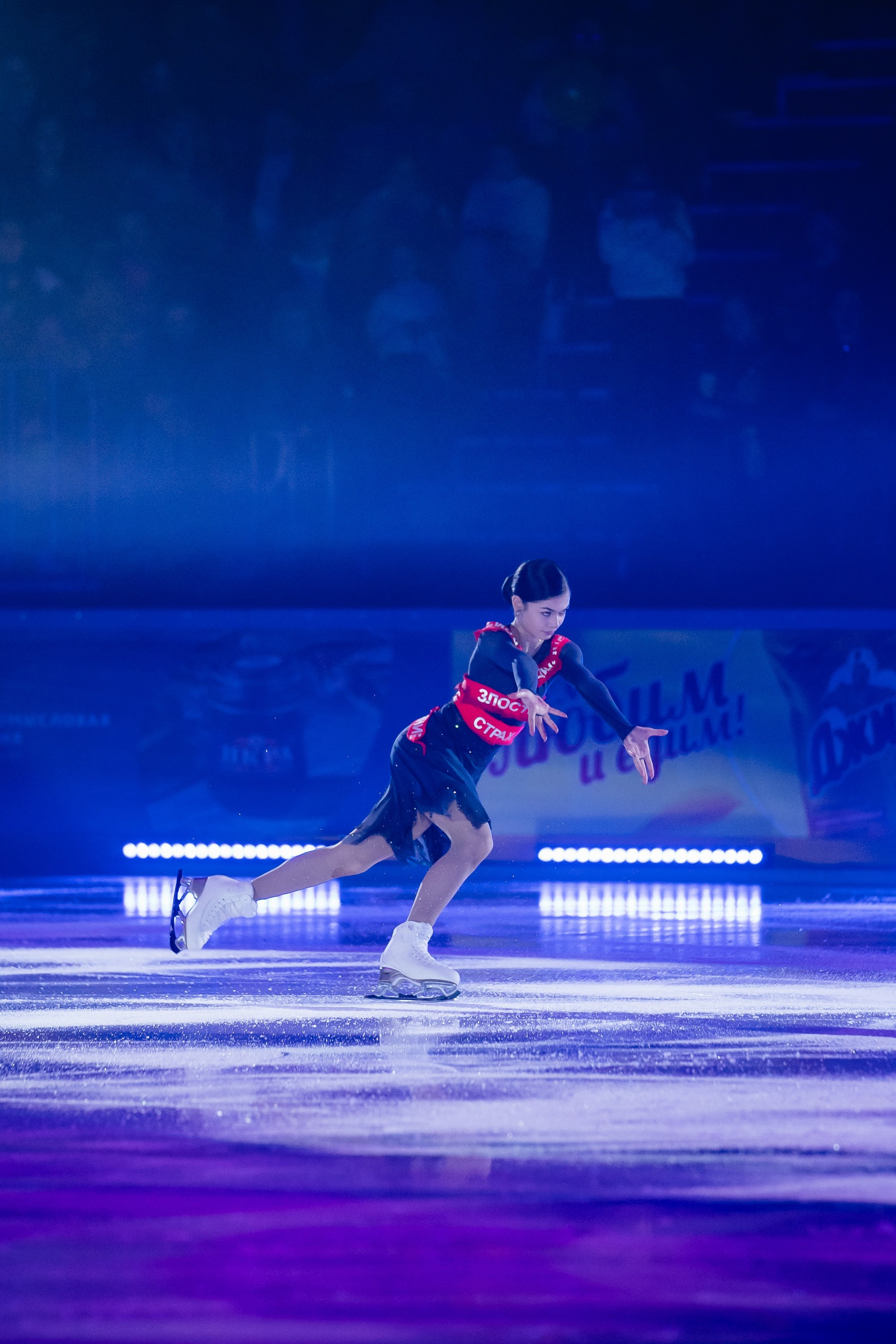 Шоу «Чемпионы на льду» в Новосибирске. Воробьева Ксения — Спортивный и танцевальный фотограф Новосибирск