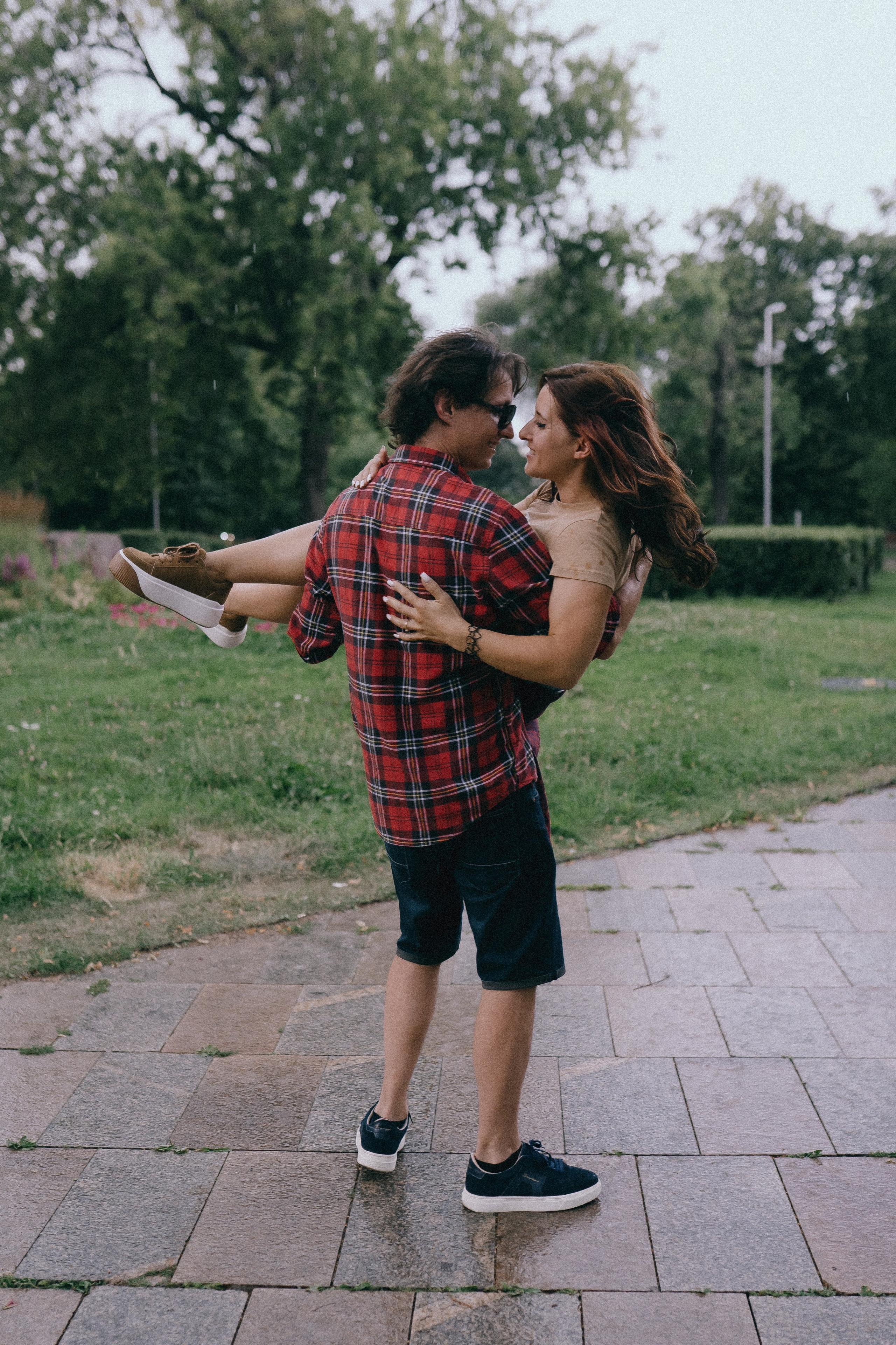 И под дождем. Андрейко Надежда